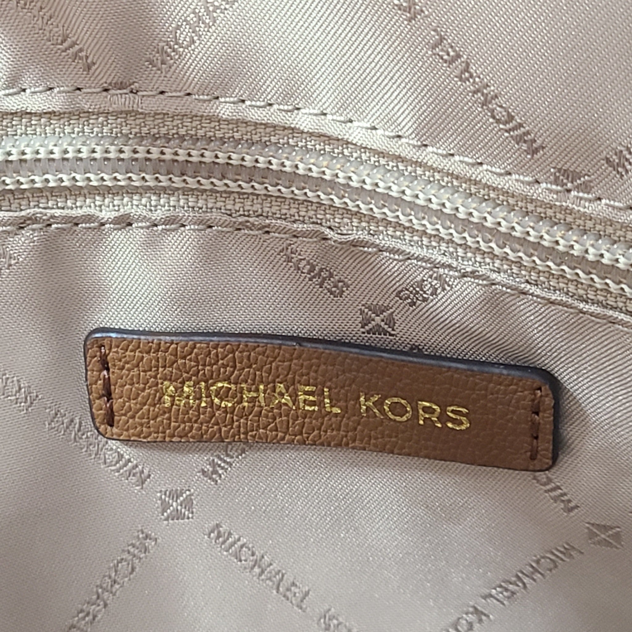 Michael Kors Womens Charlotte Large Logo Top-Zip Tote Bag 35T0GCFT3B