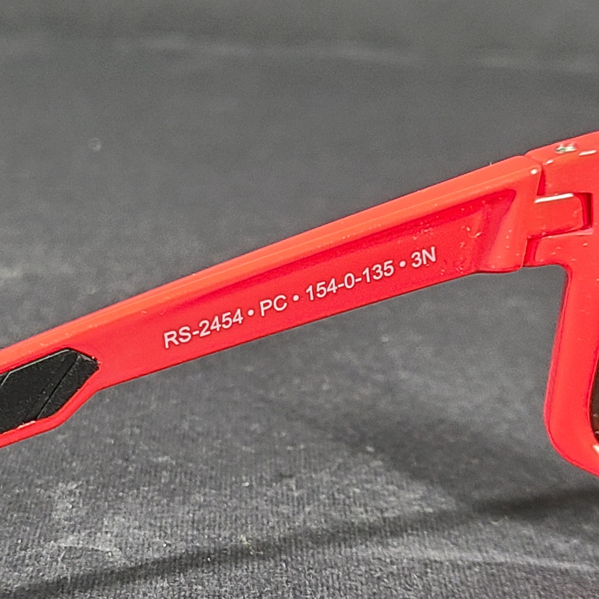 Roberto Martin R-Series 6 Total Red Sport Cycling Sunglasses RS2454 150 0 135