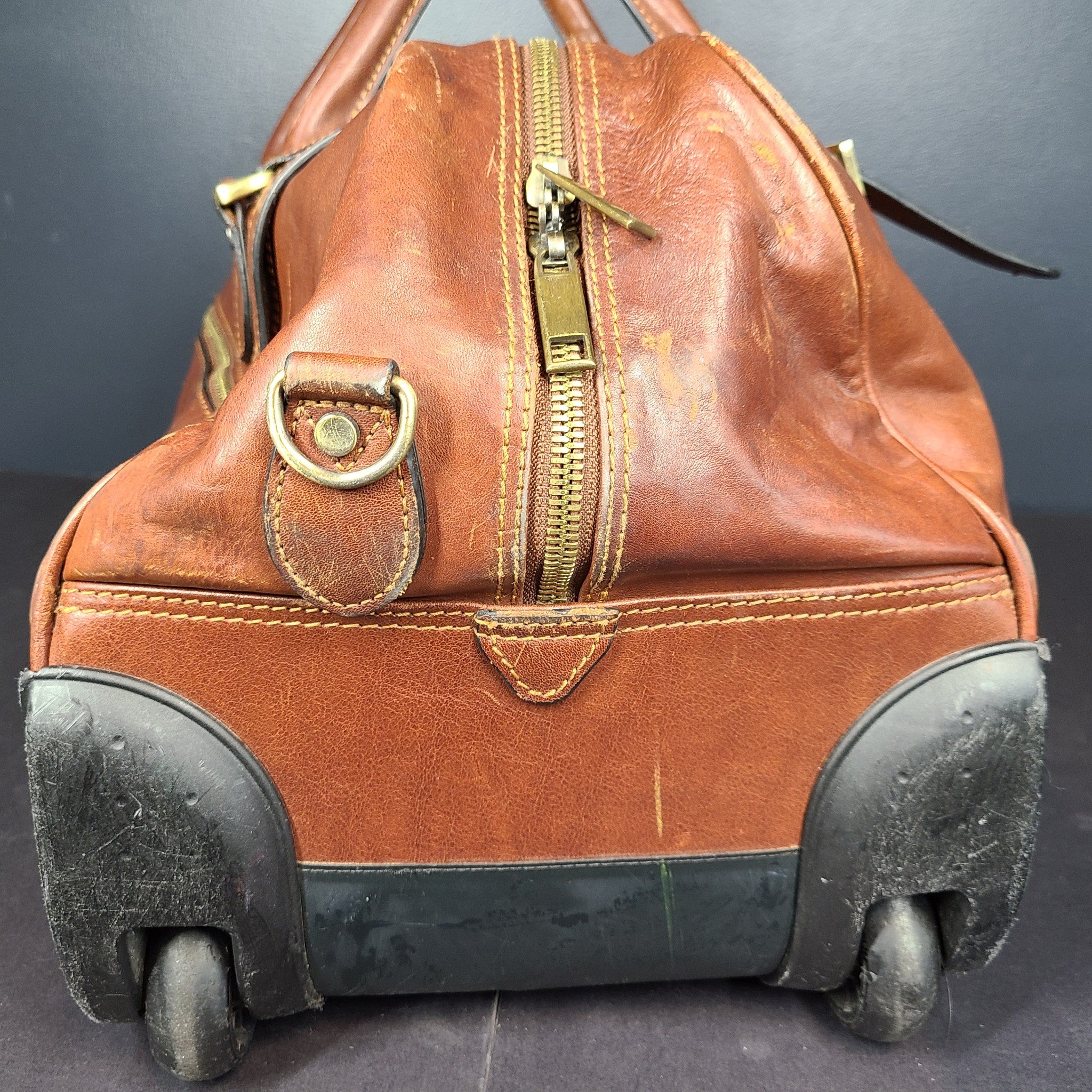 Cristina Rui 21" Leather Duffel Bag Weekender Luggage Carry On Brown