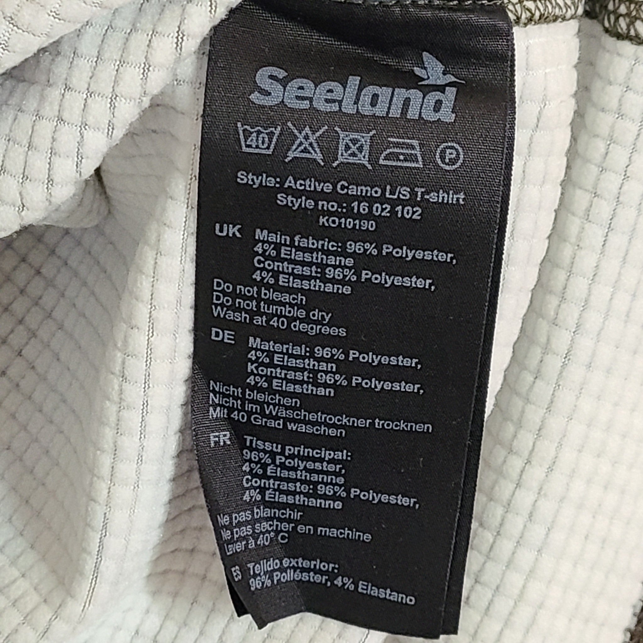 Seeland Long Sleeve Shirt Active Camo Stretchy and Camouflaged Sz M