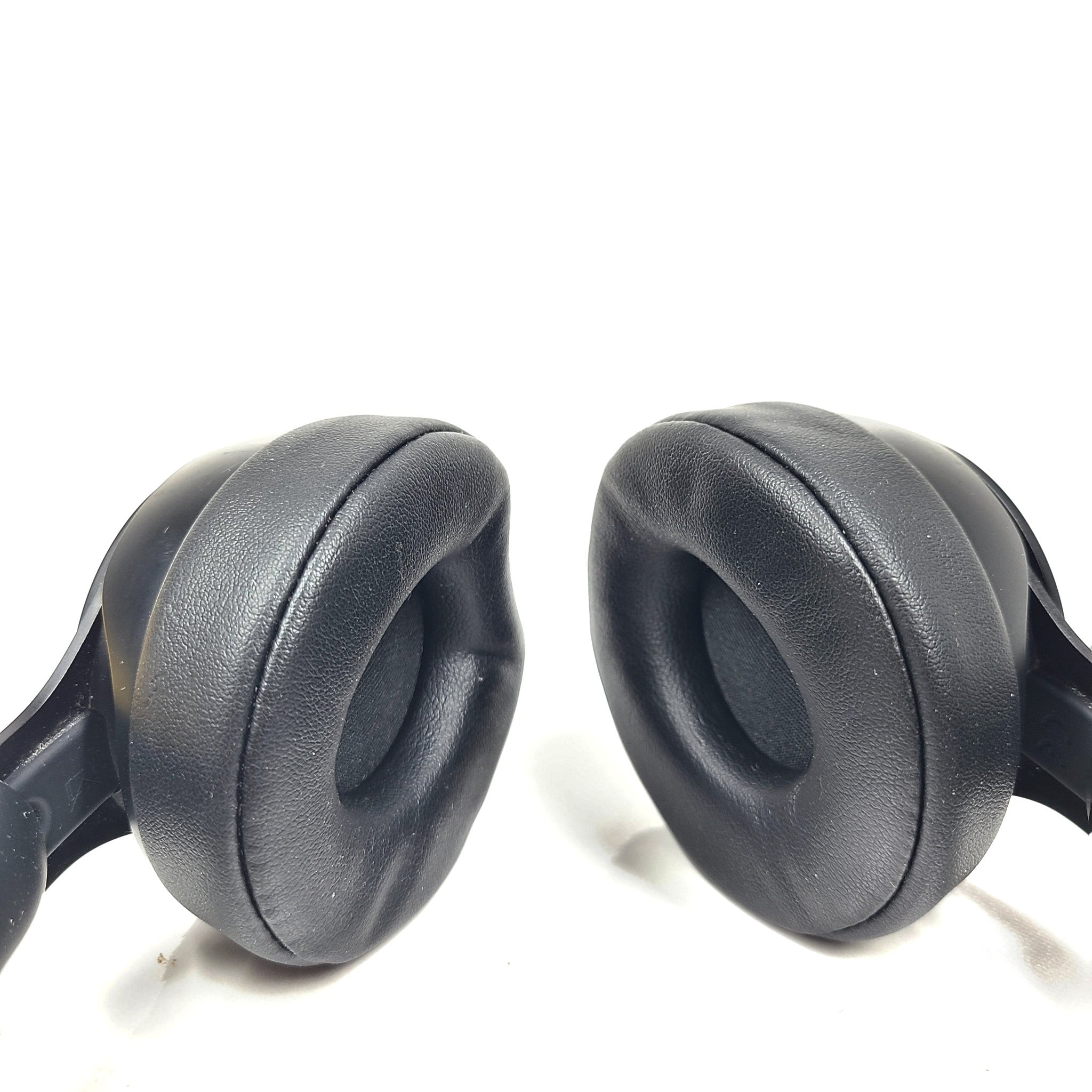Beats By Dr. Dre Solo Pro Wireless Noise Cancelling Headphones Black - A1881
