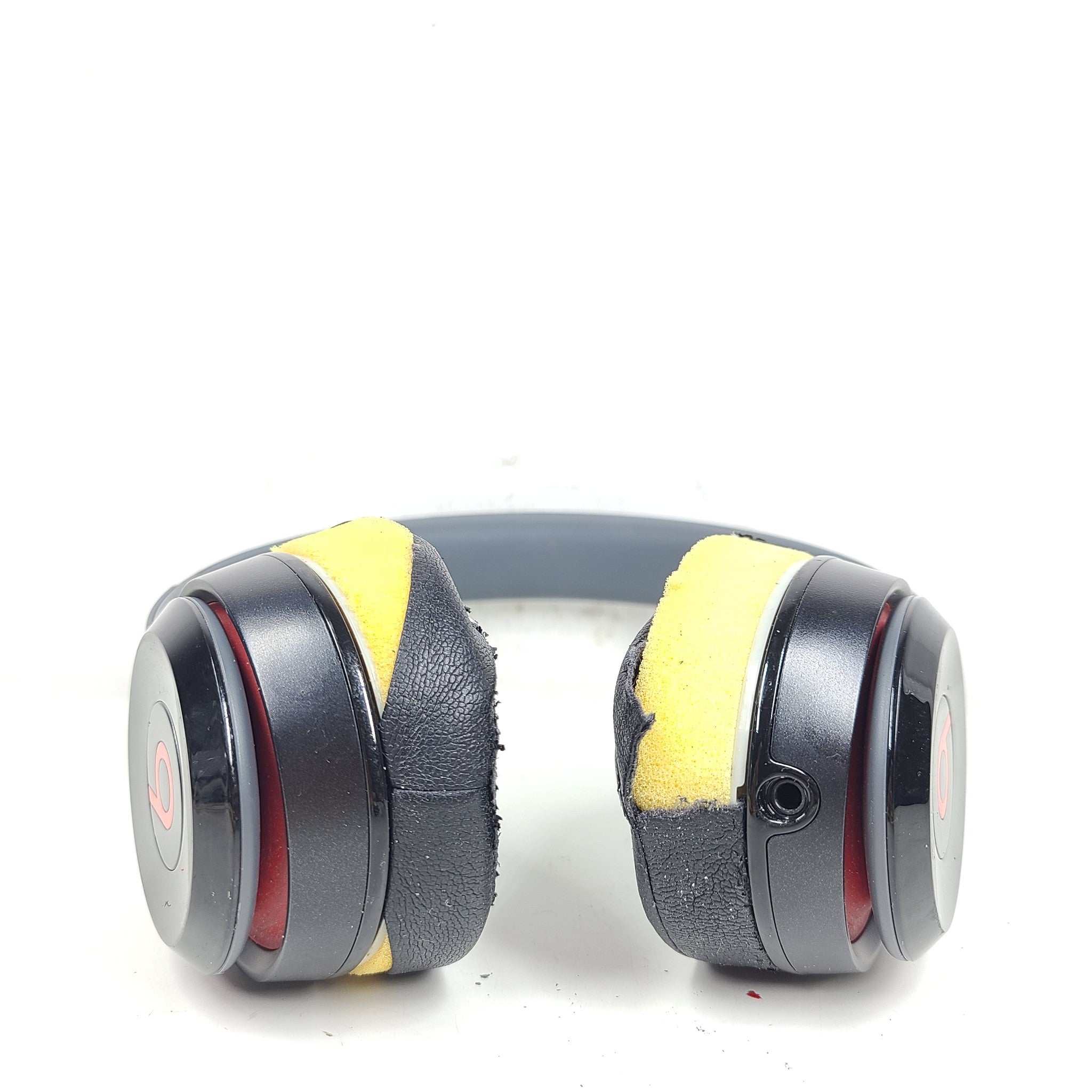 Beats by Dr. Dre Solo 2 Wired On-Ear Headphones B0518 - Black/Red - READ