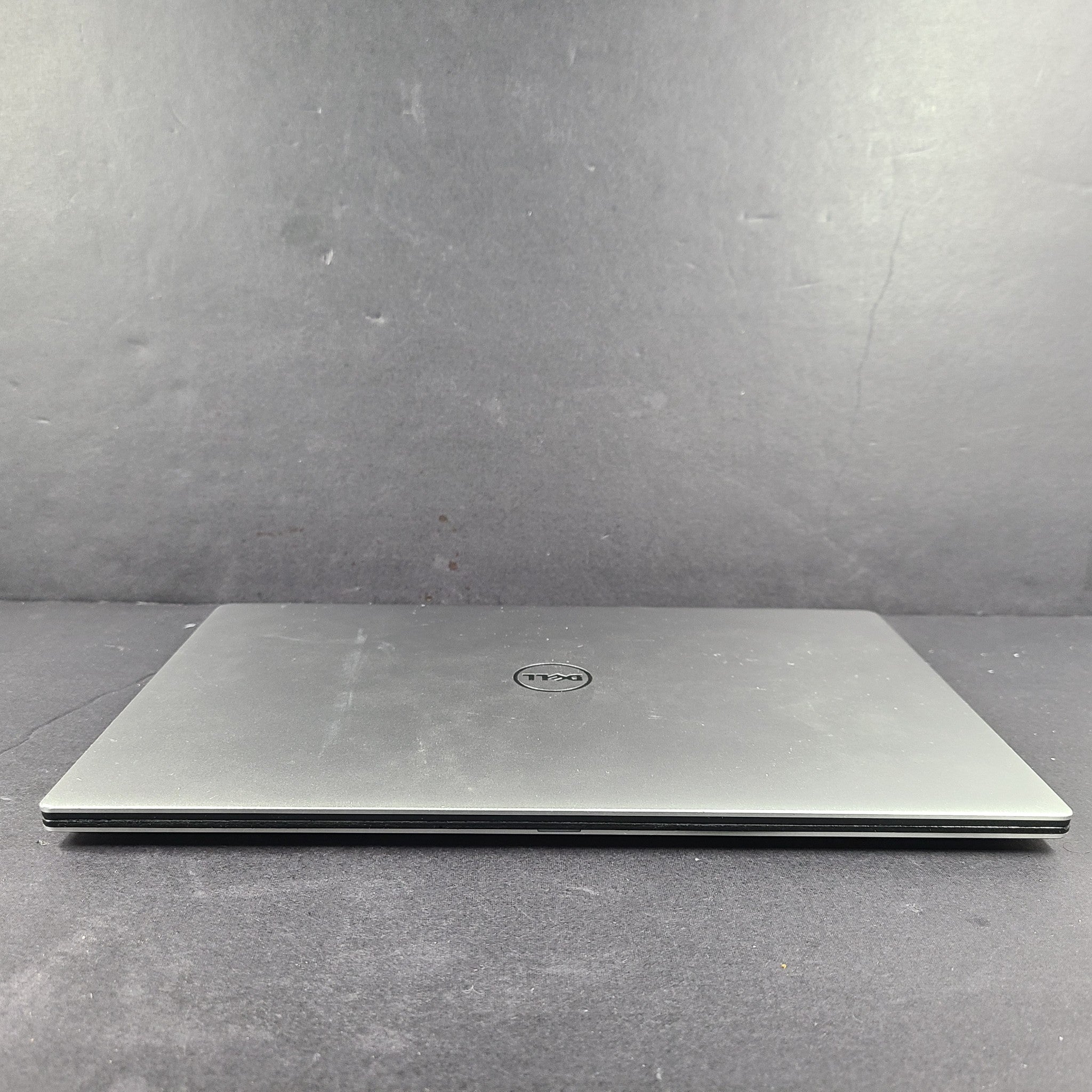 Dell XPS 13 9350 13.3" 256GB SSD Intel Core i5-6200U @2.3GHz 8GB RAM READ