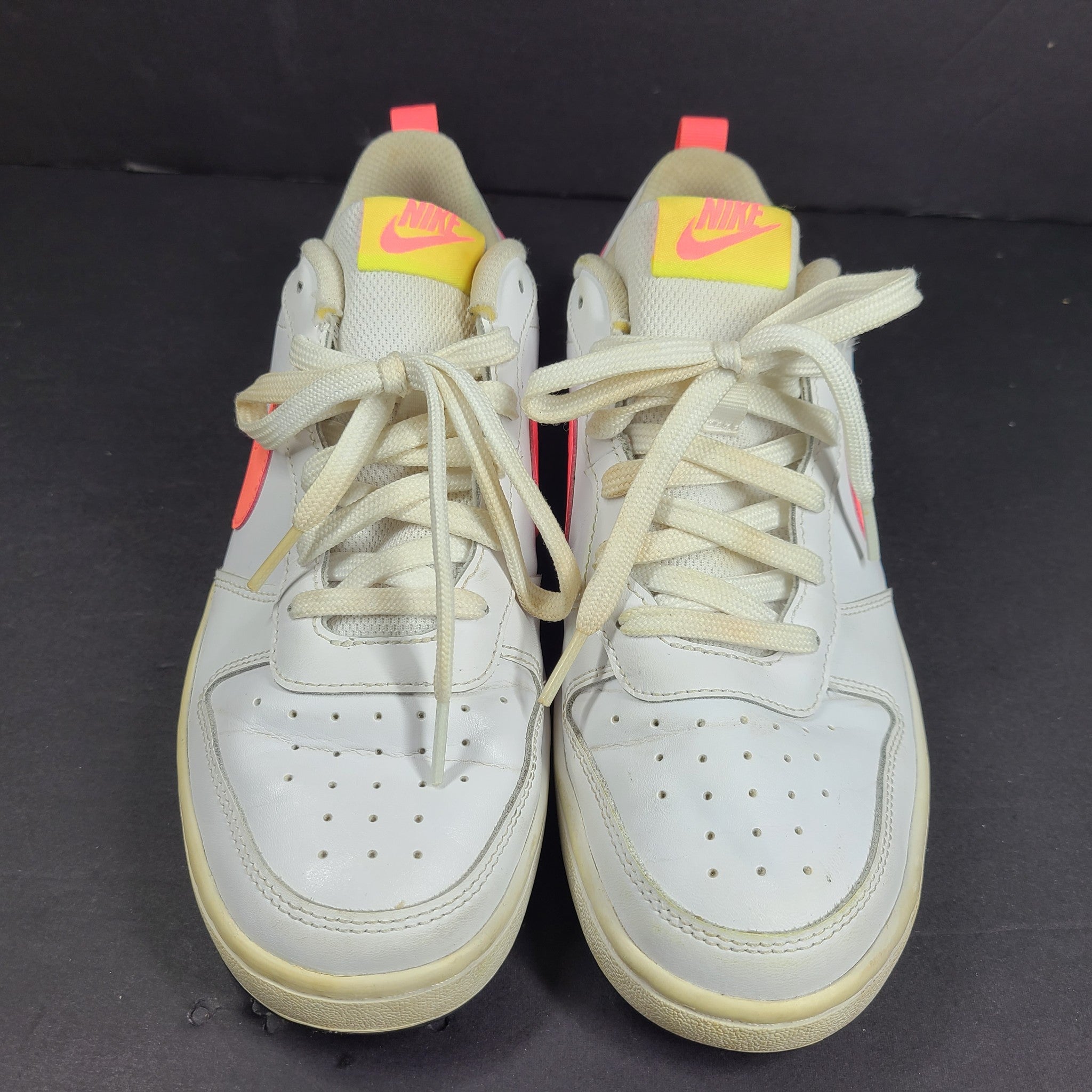Nike Youth Court Borough Low 2 Sneakers BQ5448-108 White Sunset Pulse Sz 7Y