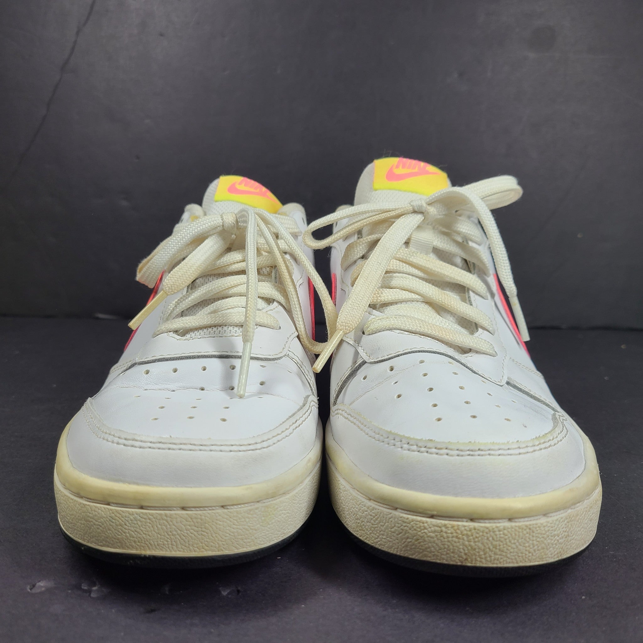 Nike Youth Court Borough Low 2 Sneakers BQ5448-108 White Sunset Pulse Sz 7Y