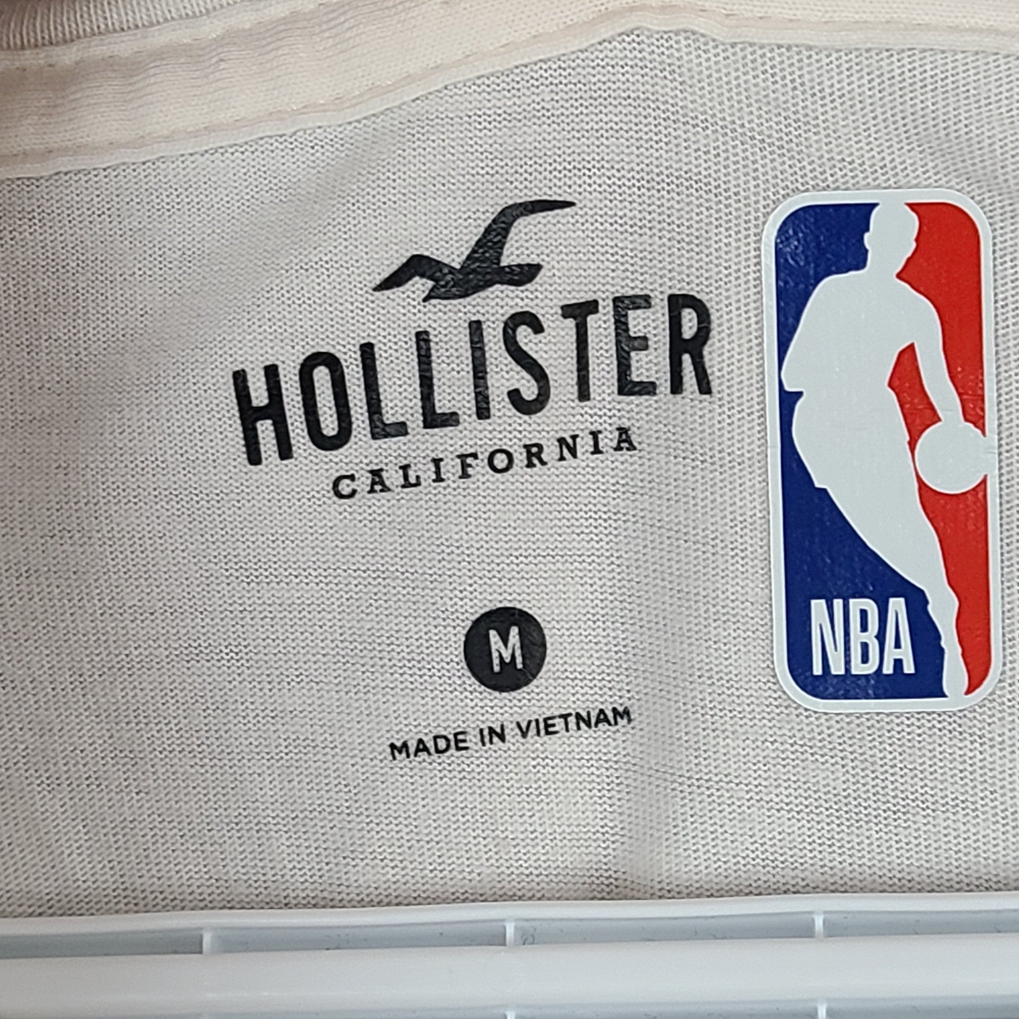 Hollister Men's Los Angeles LA Lakers NBA Licensed Graphic Tee Shirt White Sz M