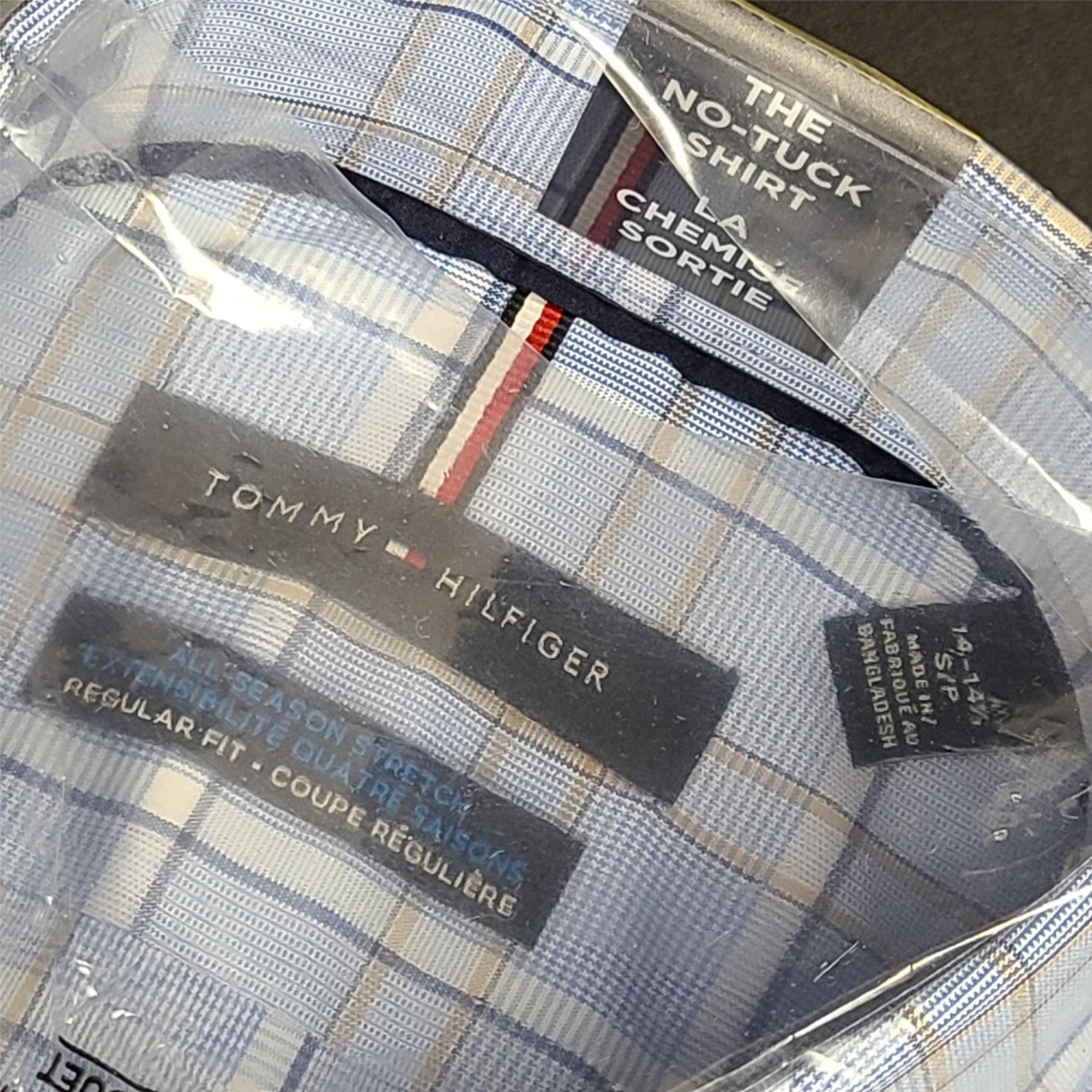 Tommy Hilfiger Men’s All-Season Stretch Dress Shirt Check Blue Sz S (14/14.5)