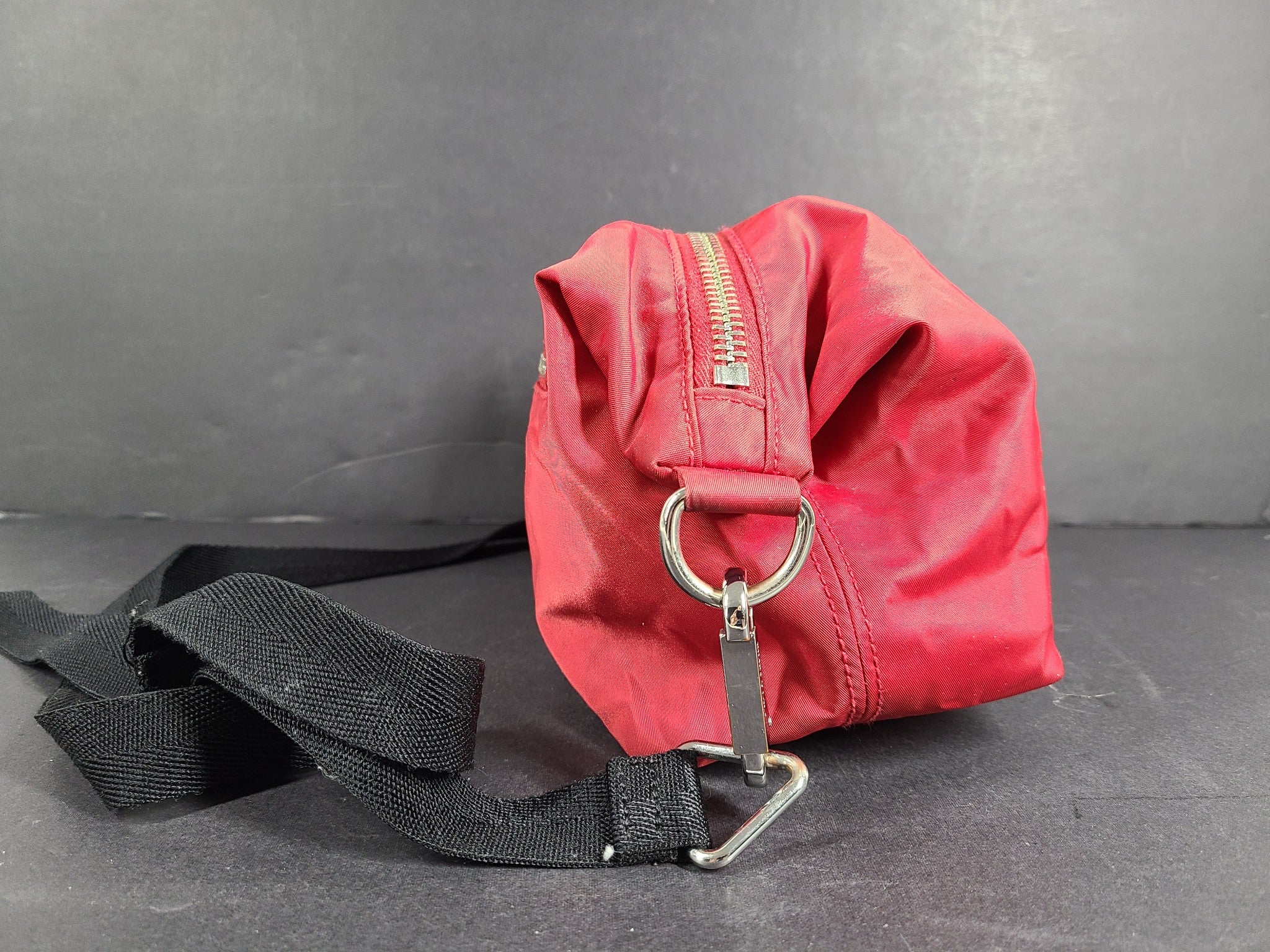 Bimba Y Lola Medium Banana Crossbody Bag Zip Closure Red