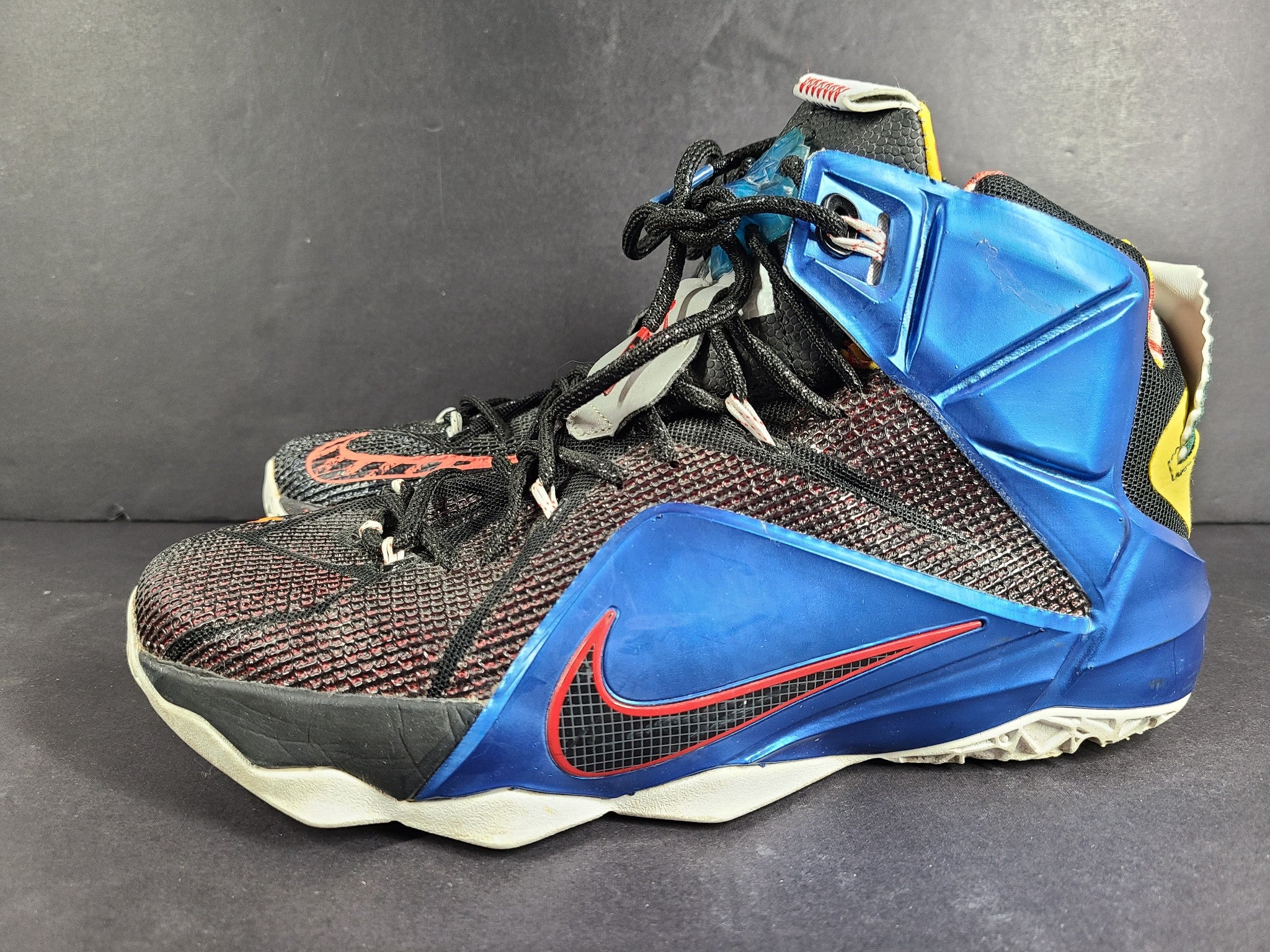 Nike Men's LeBron 12 'What the LeBron' Sneakers 812511-909 Multicolor Sz 8.5