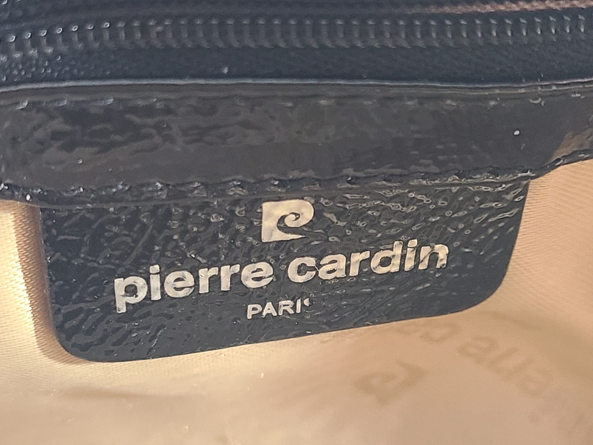 Pierre Cardin Couture Vintage Patent Leather Shoulder Bag Large Chain Black