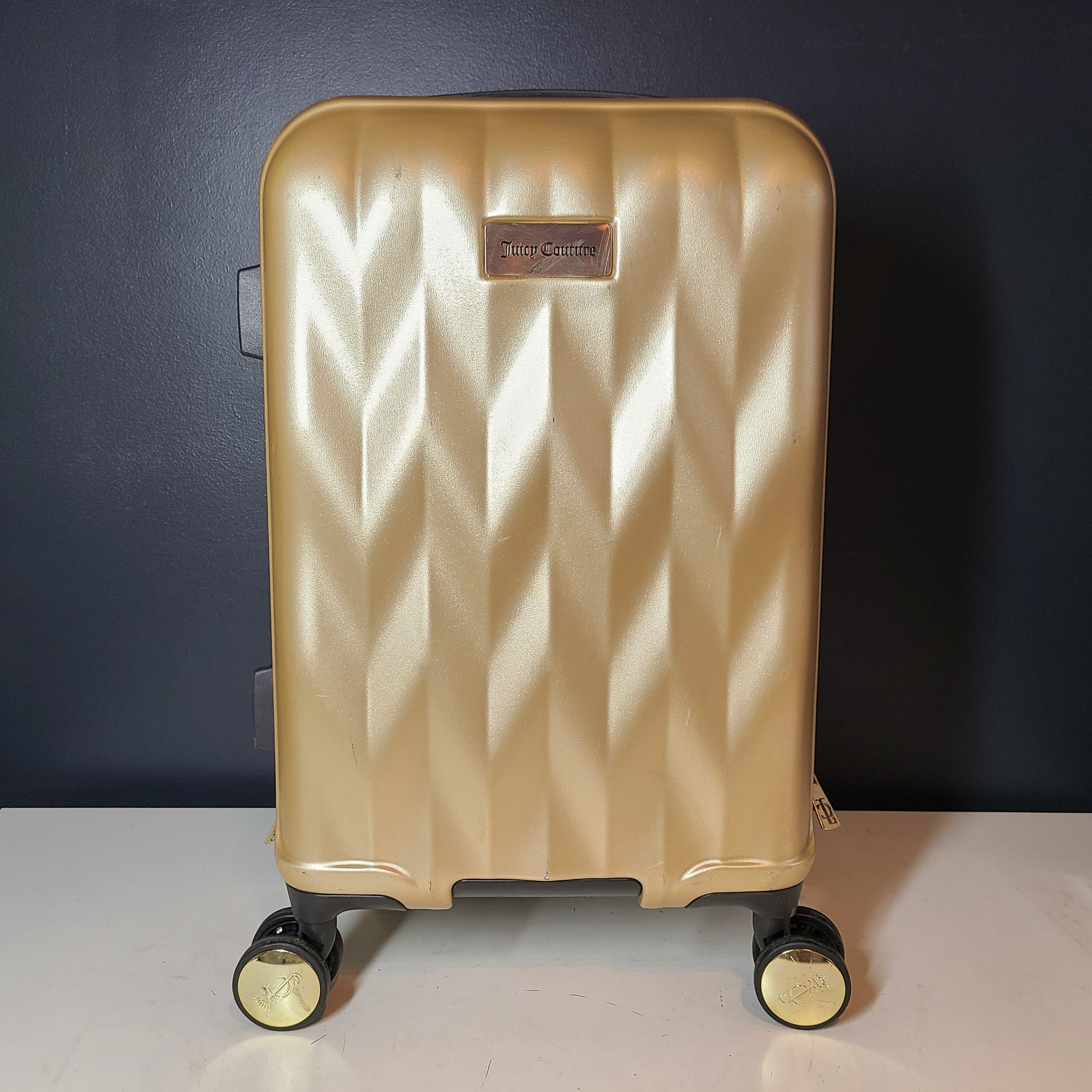 Juicy Couture Grace 21" Spinner Hardside Carry On Cabin Luggage Suitcase Gold