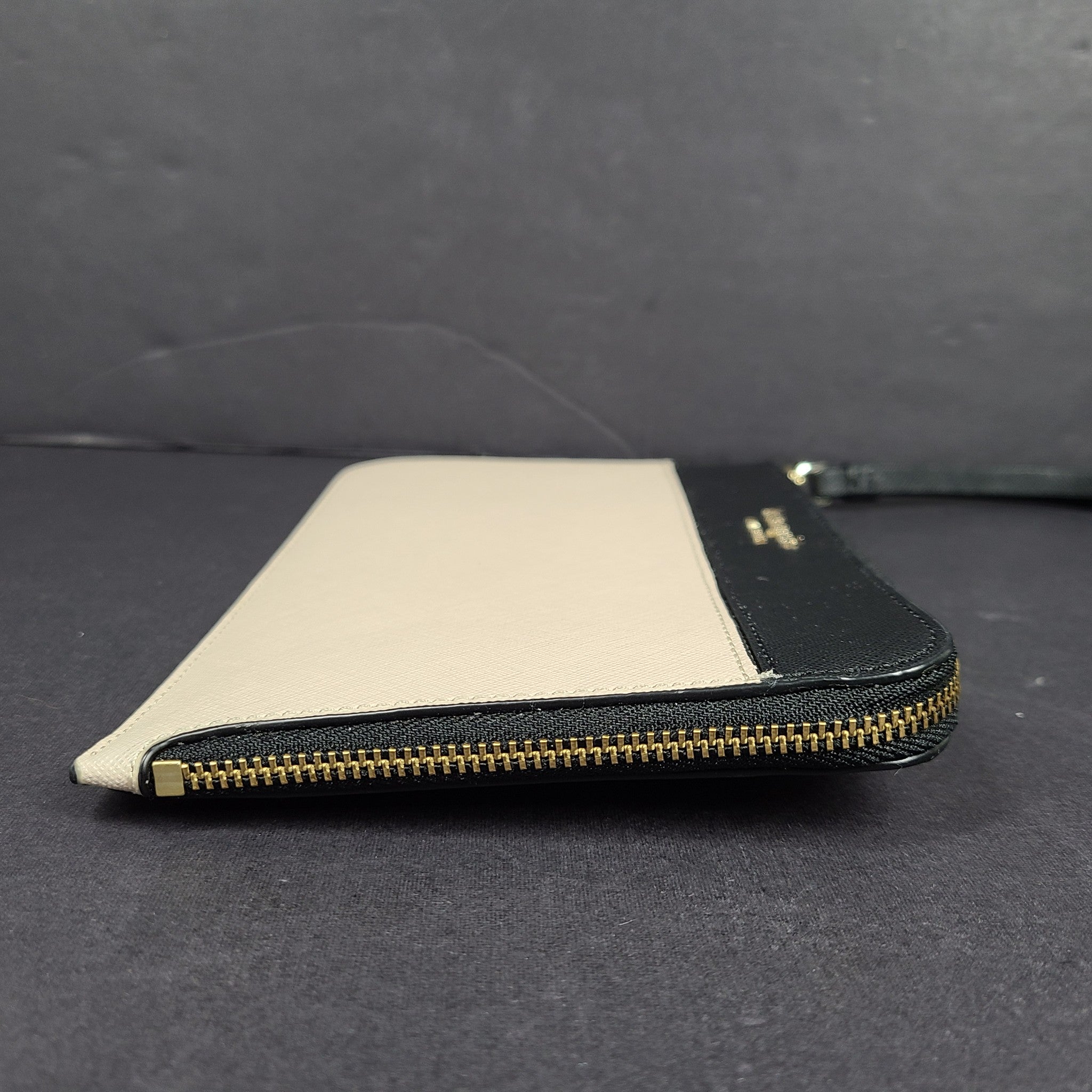 Kate Spade Lucy Colorblock Pebbled Leather Medium L-Zip Wristlet Wallet Beige