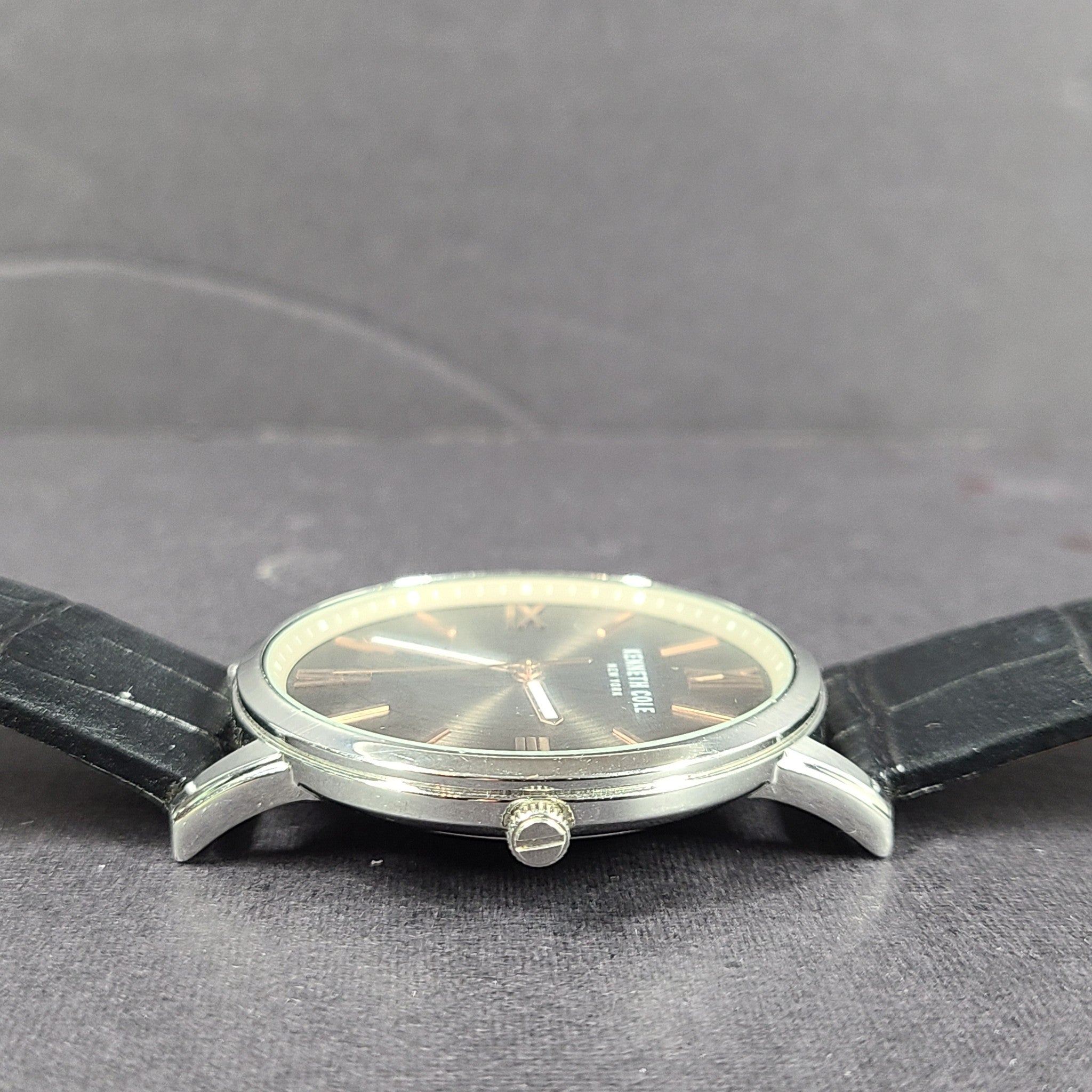 Kenneth Cole Men's 42 mm GA21713 Black Leather Quartz Watch 3 ATM Gray Dial