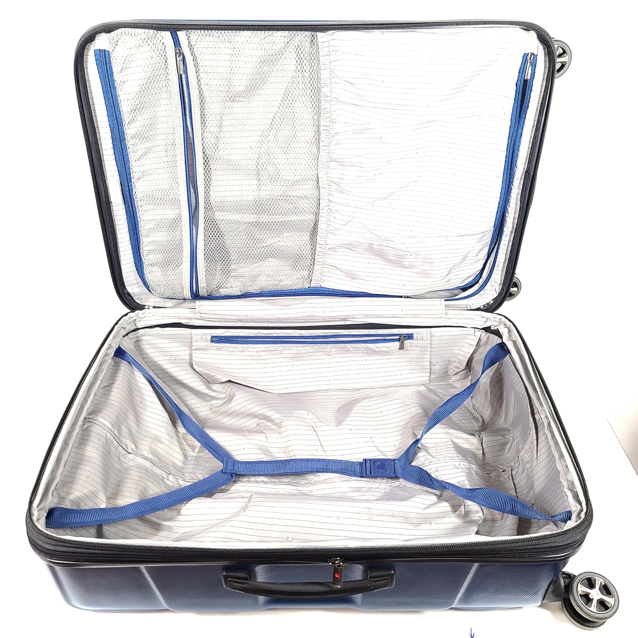 Delsey 27" Spinner Luggage Hardside Light Expandable TSA Locking Suitcase Blue