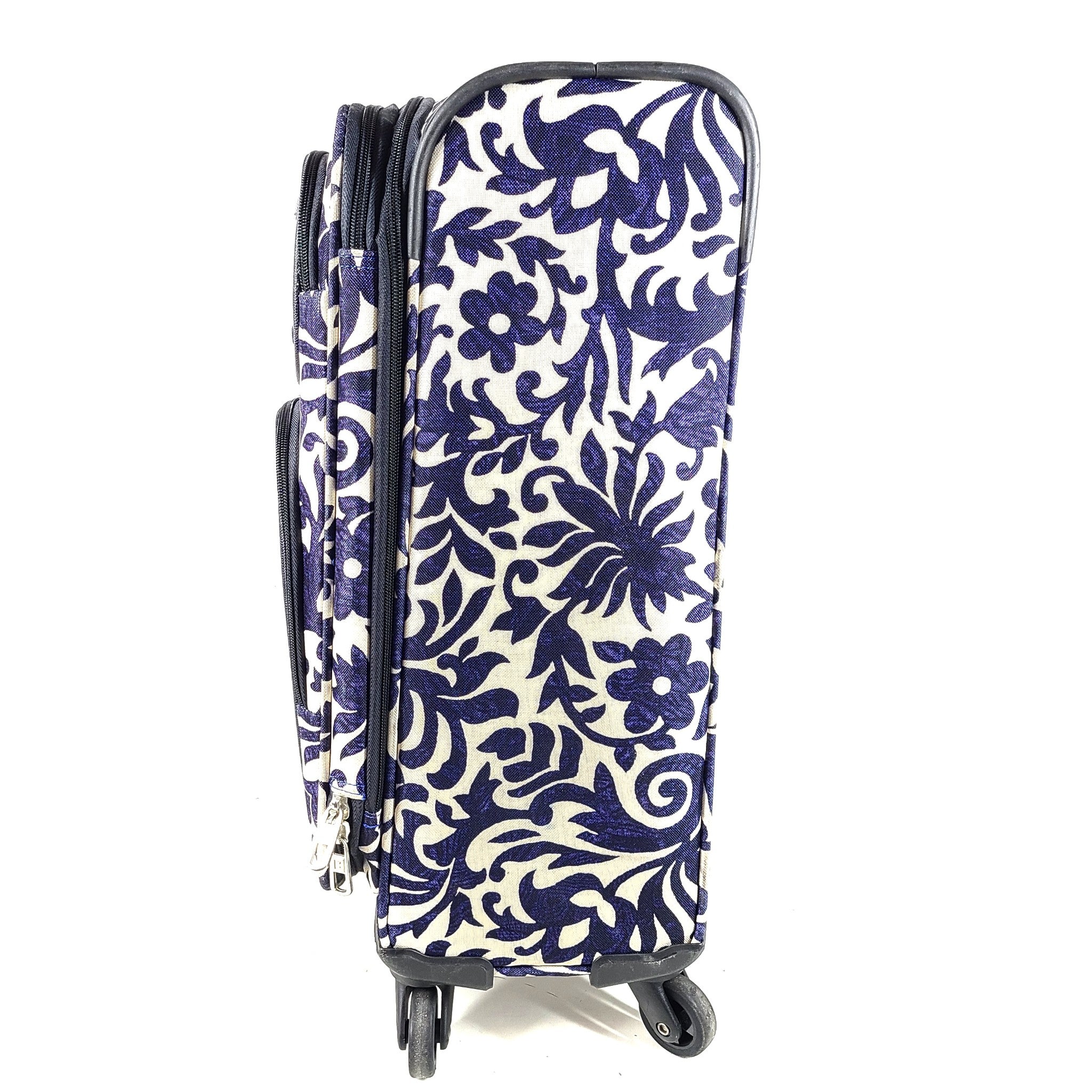 Chaps 23"  Softside Spinner Expanding Carry On Cabin Luggage Floral Pattern