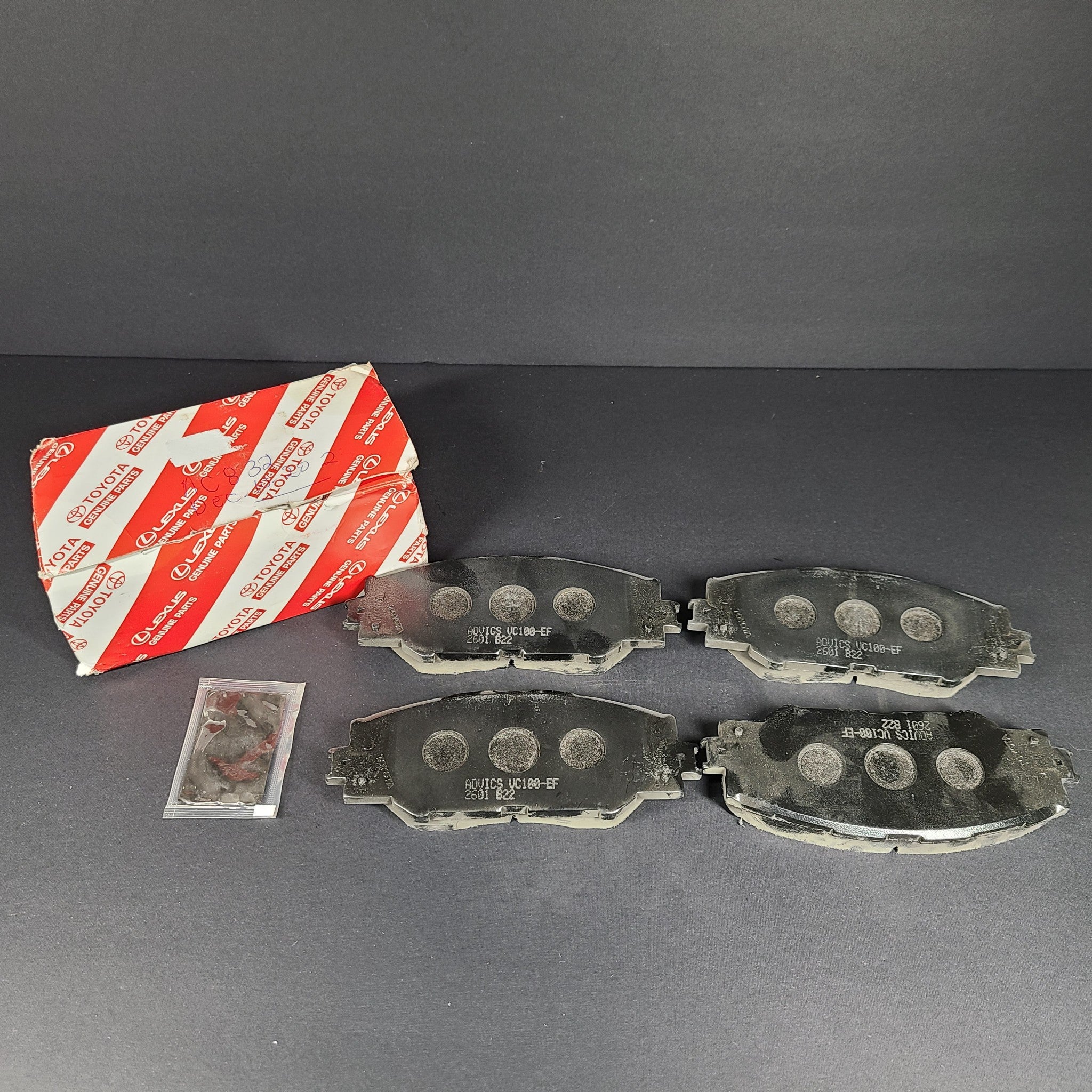 OEM Toyota Rav4 2006-2013 Front Ceramic Disc Brake Pad Kit 04465-AZ217
