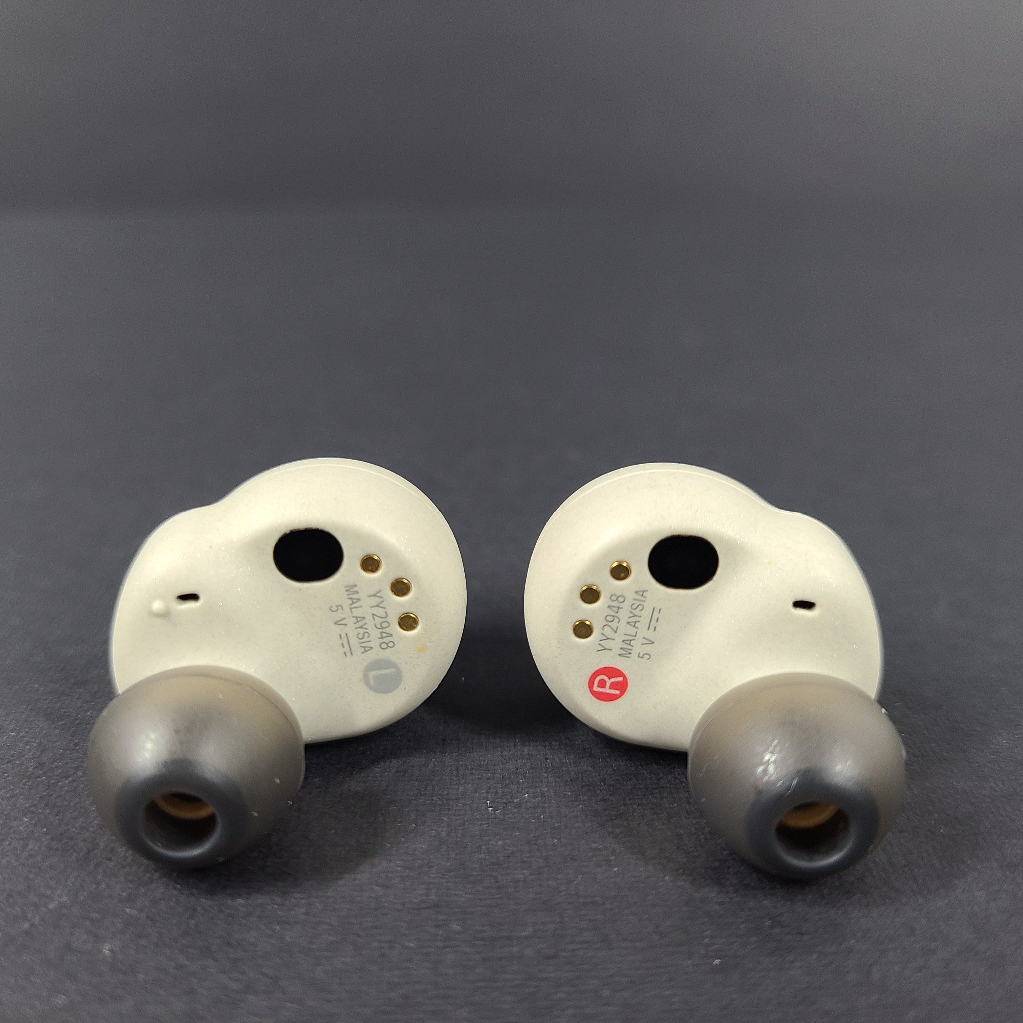 SONY WF-1000XM4 Noise Canceling Wireless Bluetooth Earbuds with Case - White