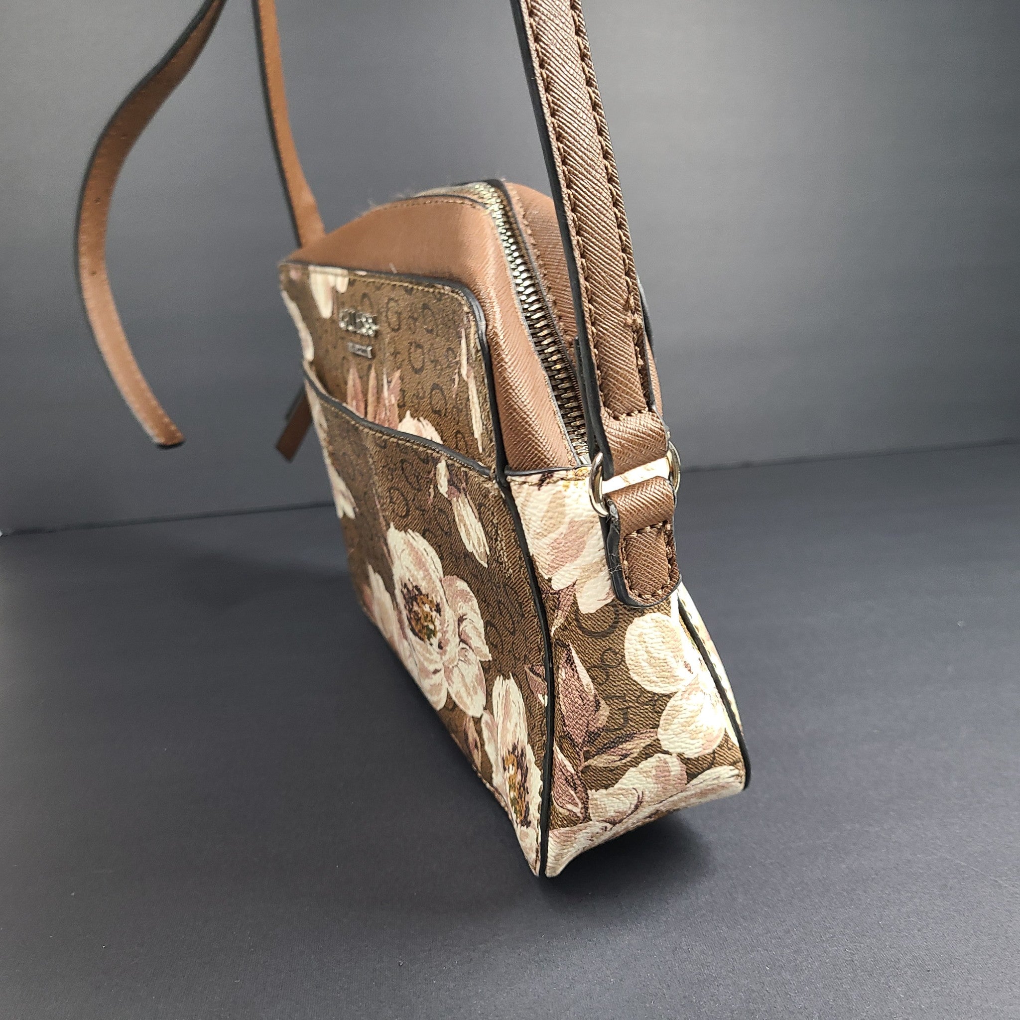 GUESS Crossbody Purse Bag Floral Print Coal Kalei Top-Zip Faux Leather Brown