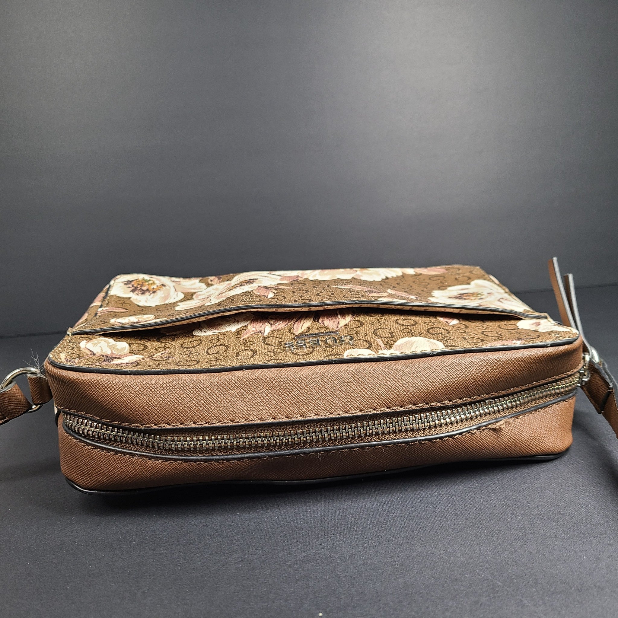 GUESS Crossbody Purse Bag Floral Print Coal Kalei Top-Zip Faux Leather Brown