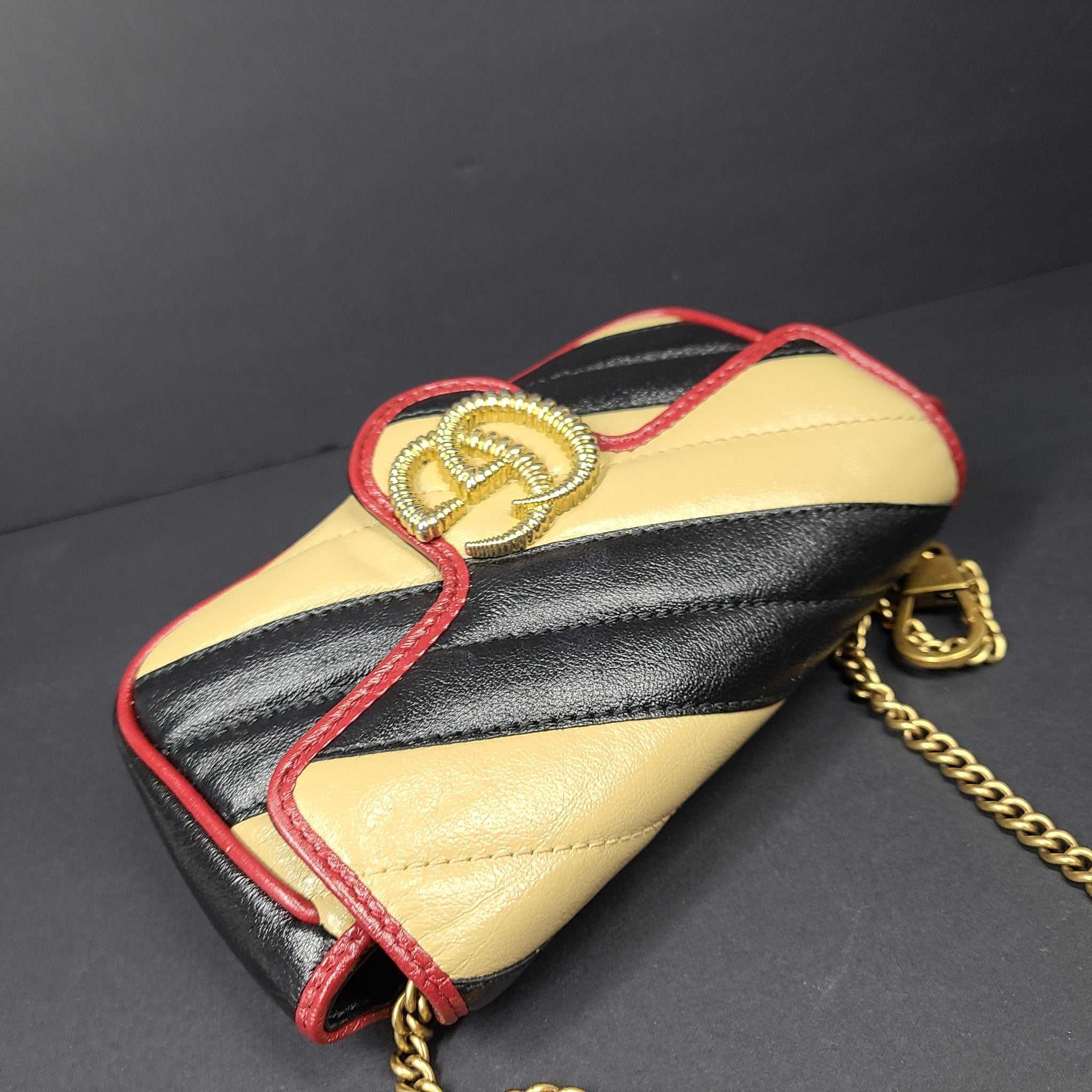 Gucci GG Marmont Bag Super Mini Flap Torchon Matelasse Diagonal Striped 574969