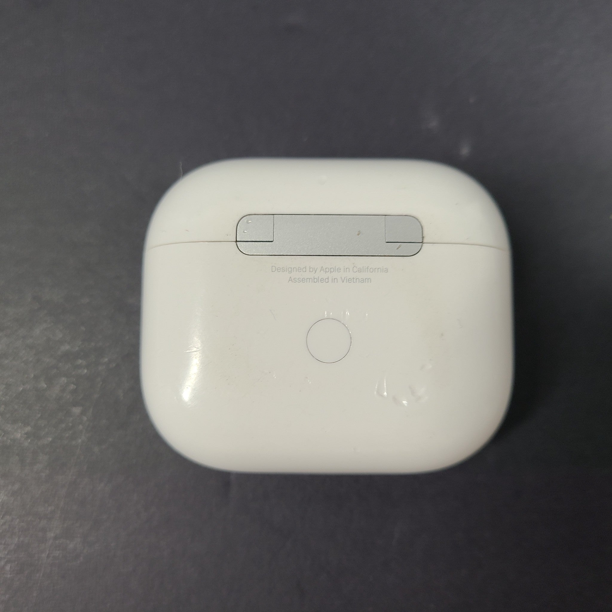 Apple AirPods 3rd Gen Charging Case MagSafe Genuine Replacement Only A2566 X2 CN