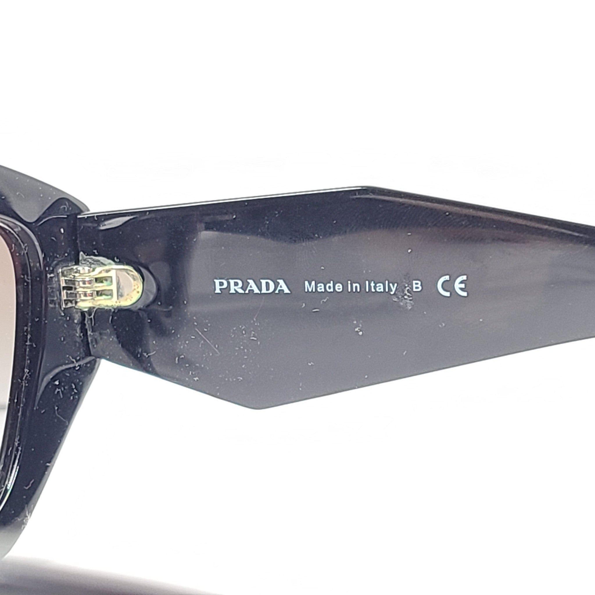 Prada PR 07YSF Sunglasses 55-18 145 Black Gradient Gray Lens