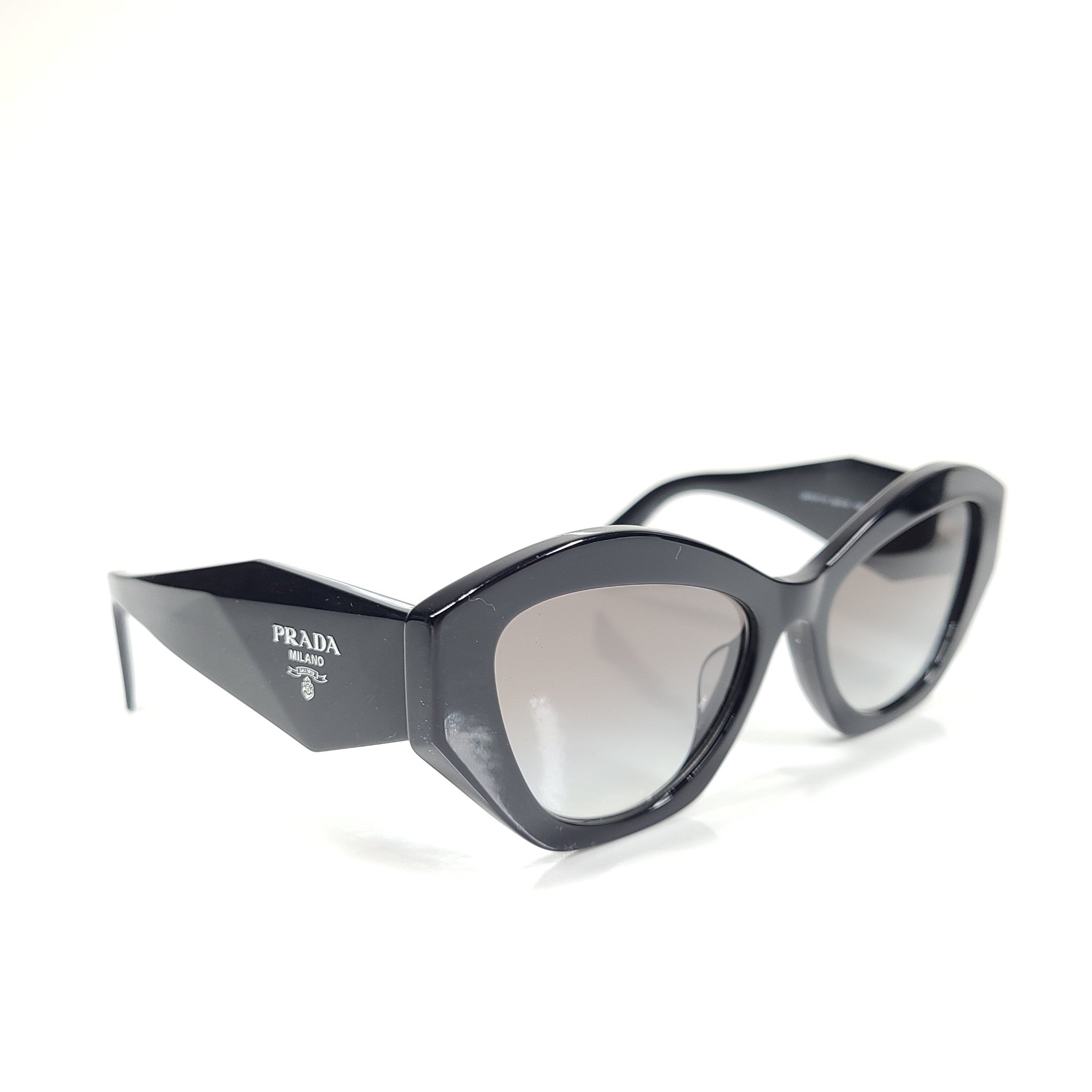 Prada PR 07YSF Sunglasses 55-18 145 Black Gradient Gray Lens