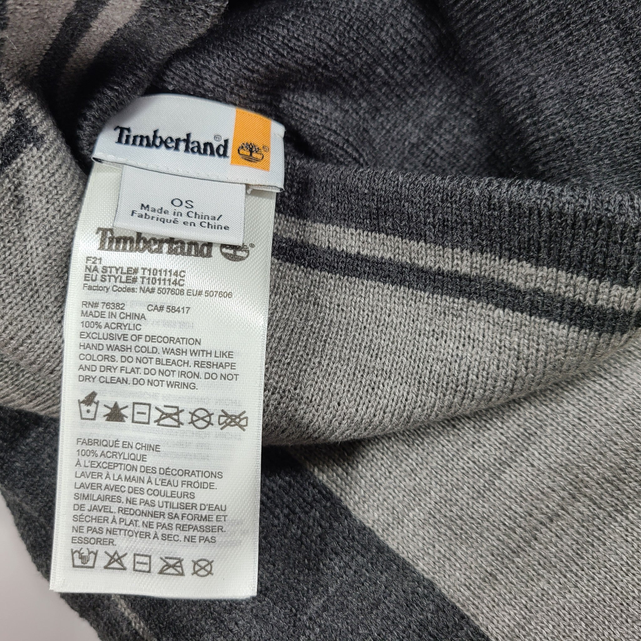 Timberland Men's Jacquard Beanie and Scarf Set Reversible Gray One Size