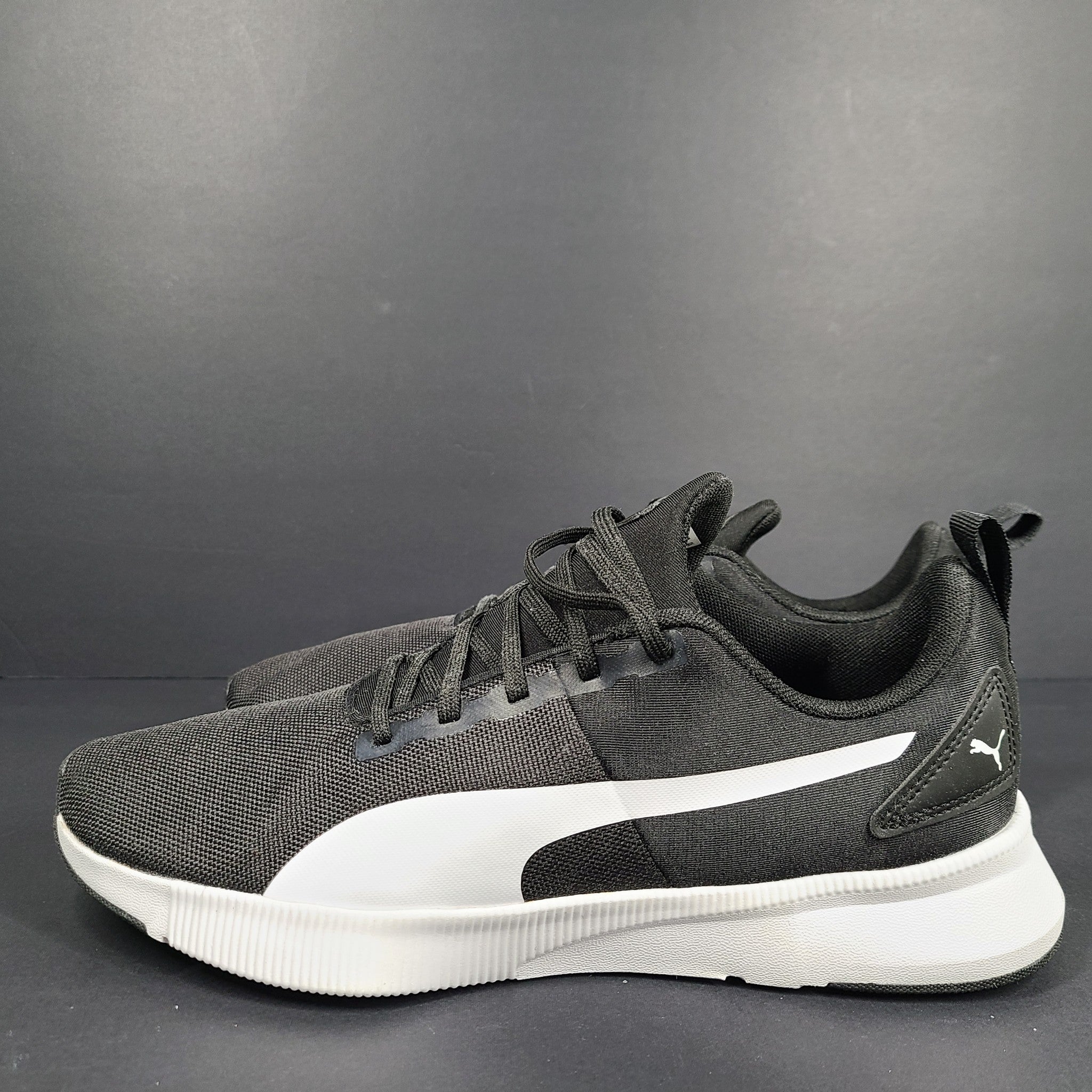 Puma Men's Flyer Runner Mesh Shoes Lace Up 195343-01 Black Sz 8.5