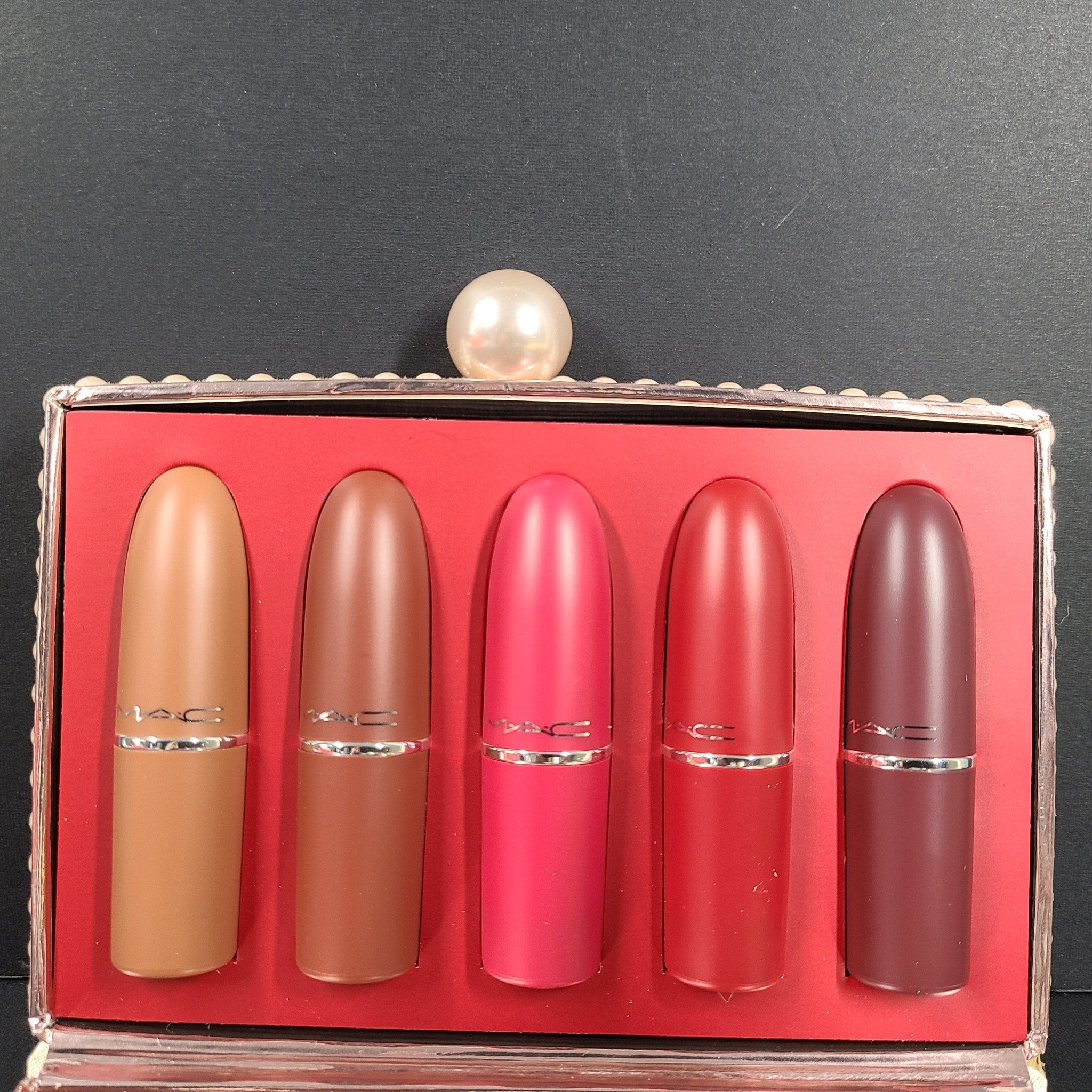 MAC A Taste Of Matte Lipstick x 5 Destined For Stardom 6pc Holiday Gift Set