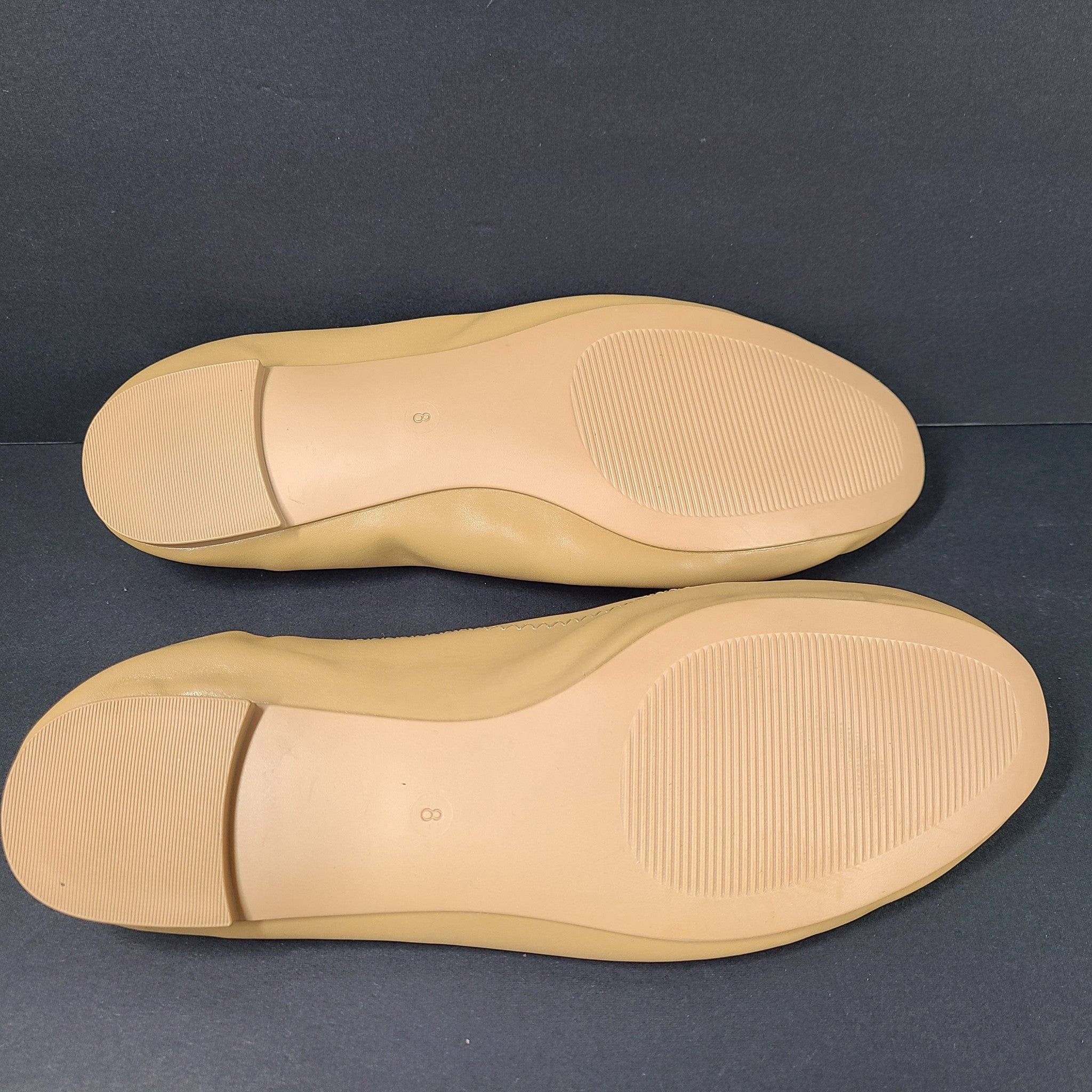 Guess Women's Senna Logo Ballet Flats Shoes Faux Leather Padded Beige Sz 8