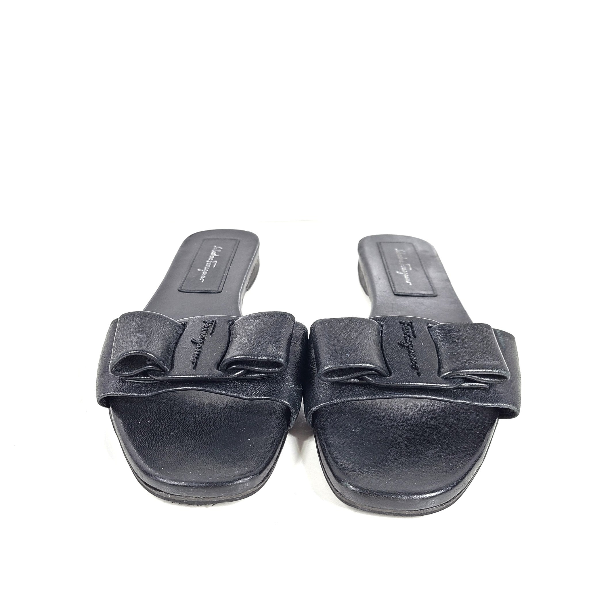 Salvatore Ferragamo Women's Vicky Slide Sandals Leather Slides Black US 6