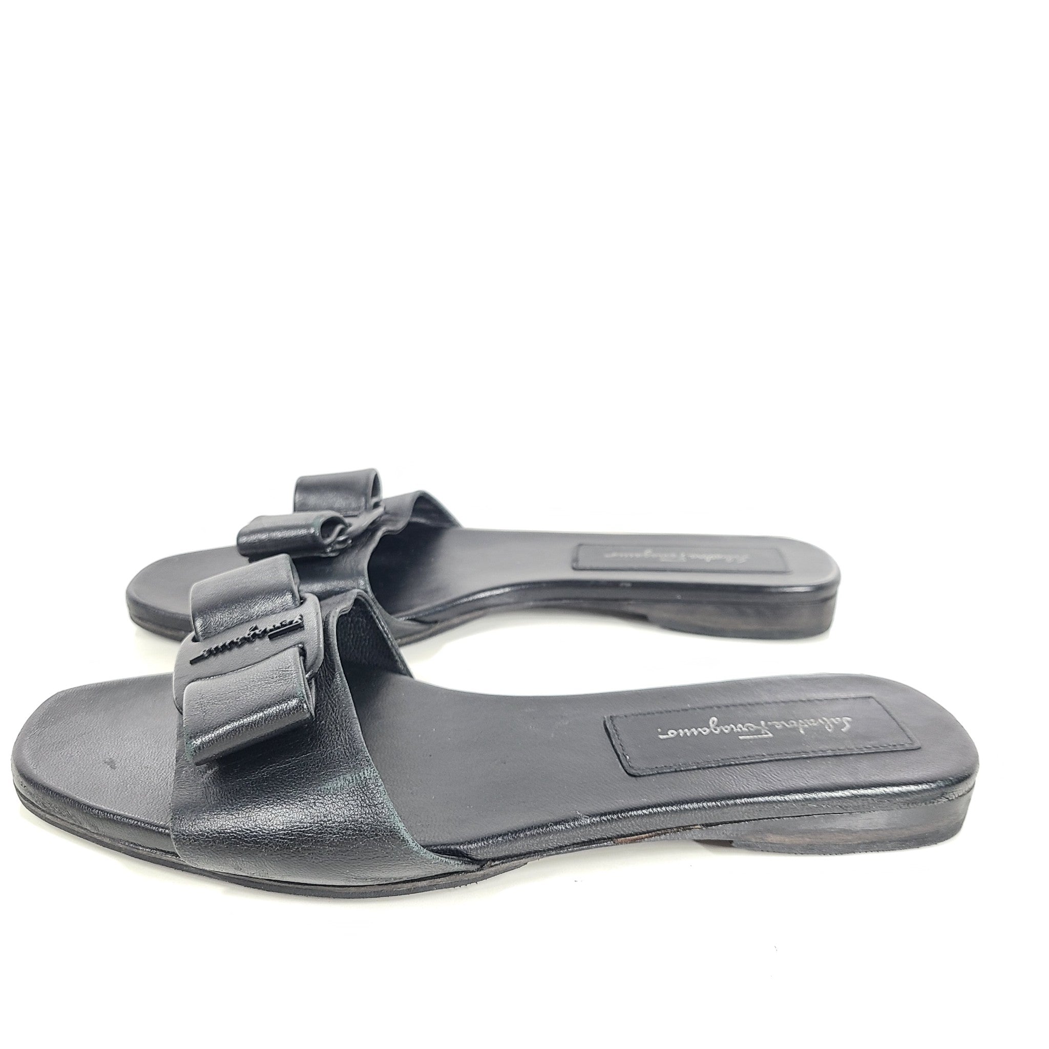 Salvatore Ferragamo Women's Vicky Slide Sandals Leather Slides Black US 6