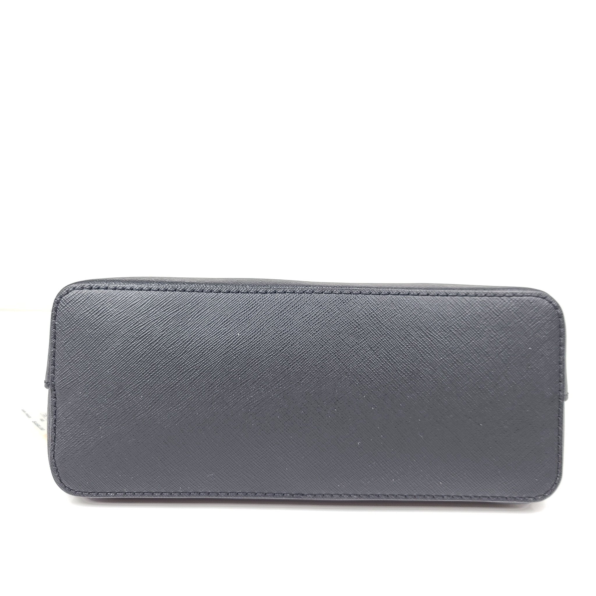 Michael Kors Jet Set Travel Medium Dome Leather Crossbody Bag Black