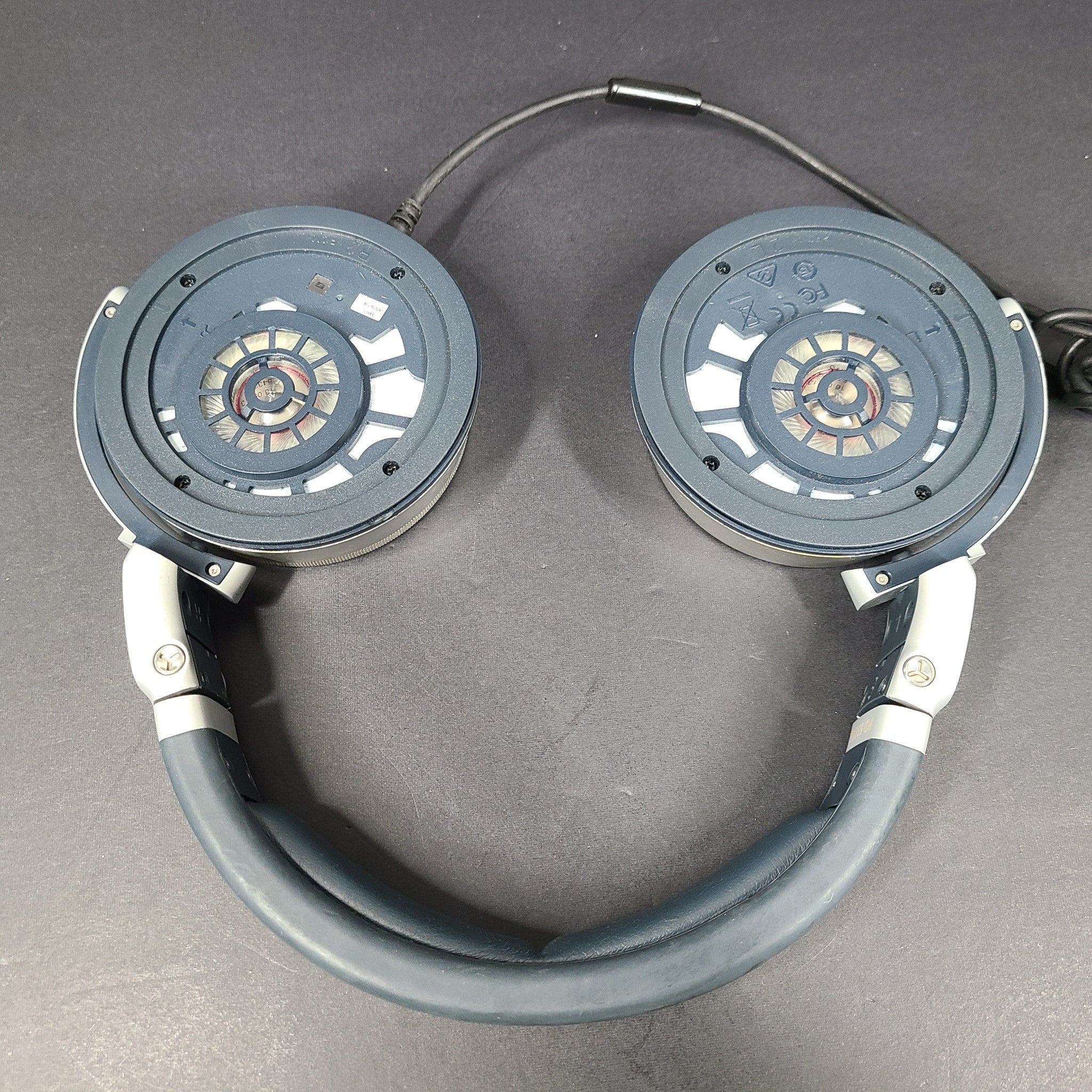 Sennheiser HD 630VB Headphones with Variable Bass and Call Control no Earpads