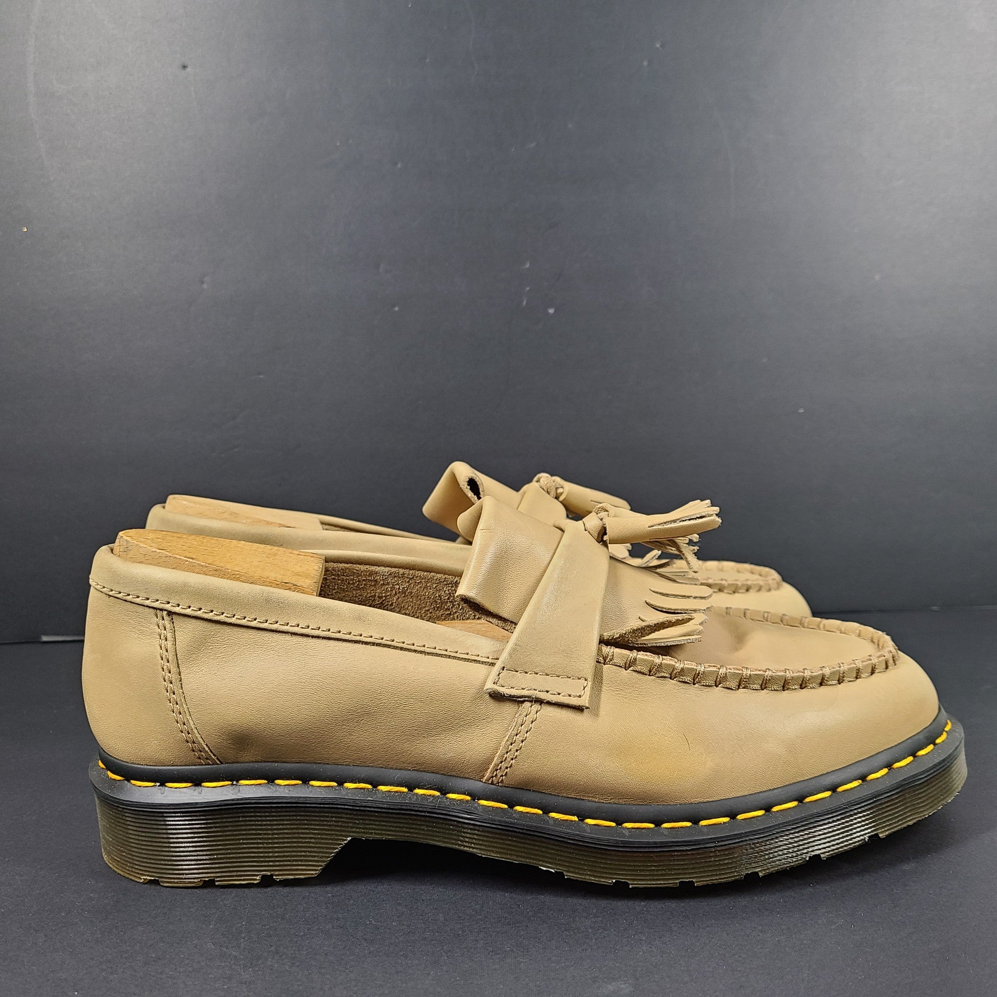 Dr. Martens Adrian Yellow Stitch Leather Tassel Loafers Shoes Beige Taupe Sz 11