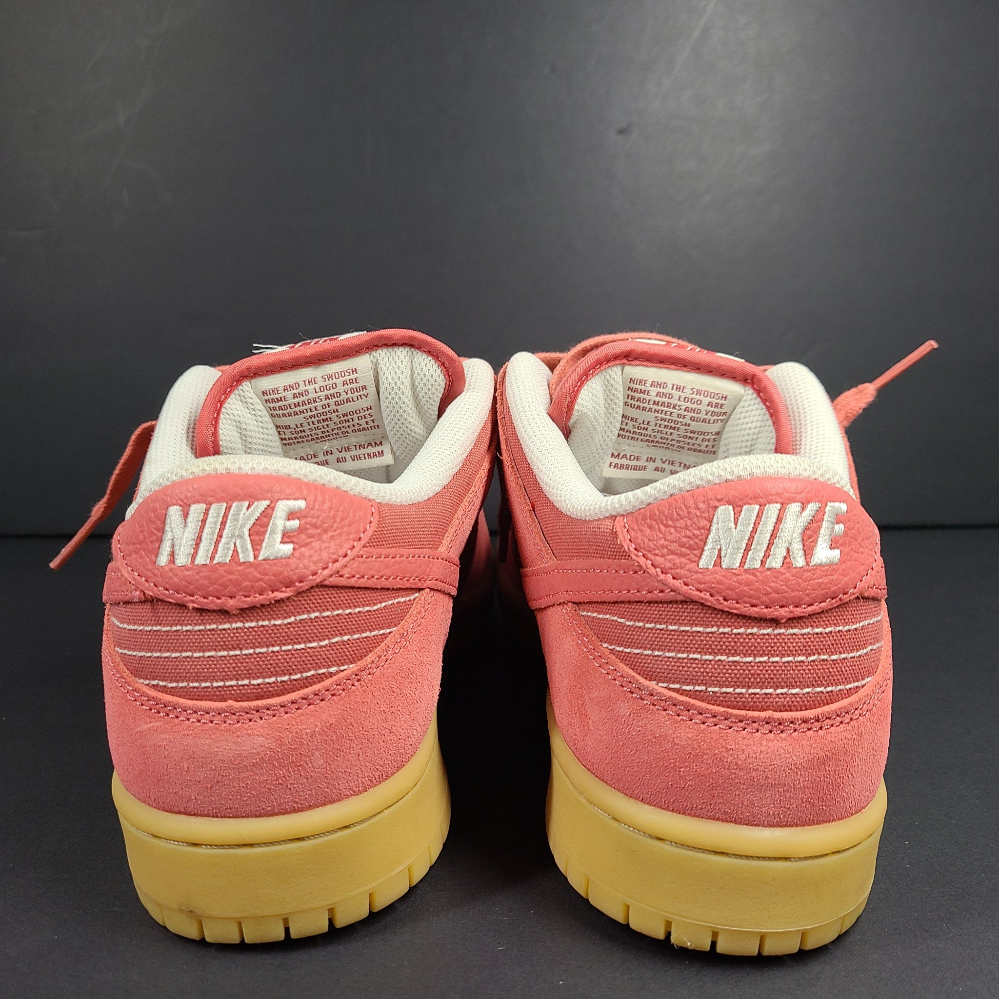 Nike Men's SB Dunk Low DV5429-600 Sneakers Shoes Adobe Red Gum Sz 11.5