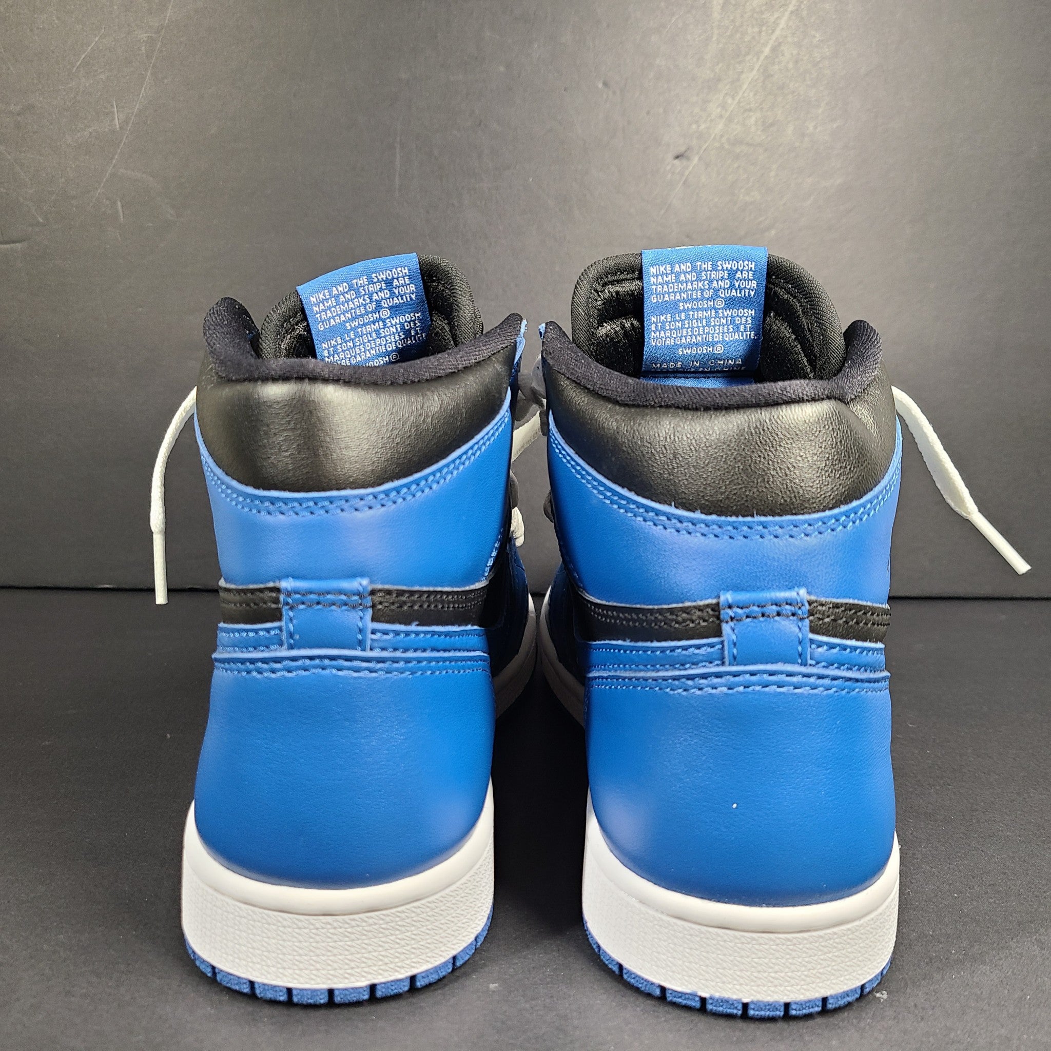 Nike Men's Air Jordan 1 High OG Dark Marina Blue 555088-404 Sneakers Sz 8