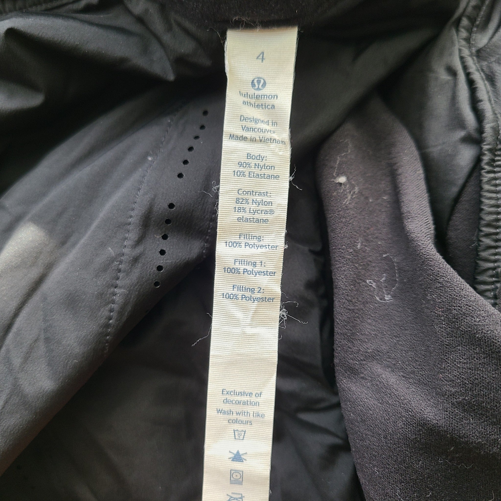 Lululemon Women's Run For Cold Jacket Full Zip Primaloft Long Sleeve Black Sz 4