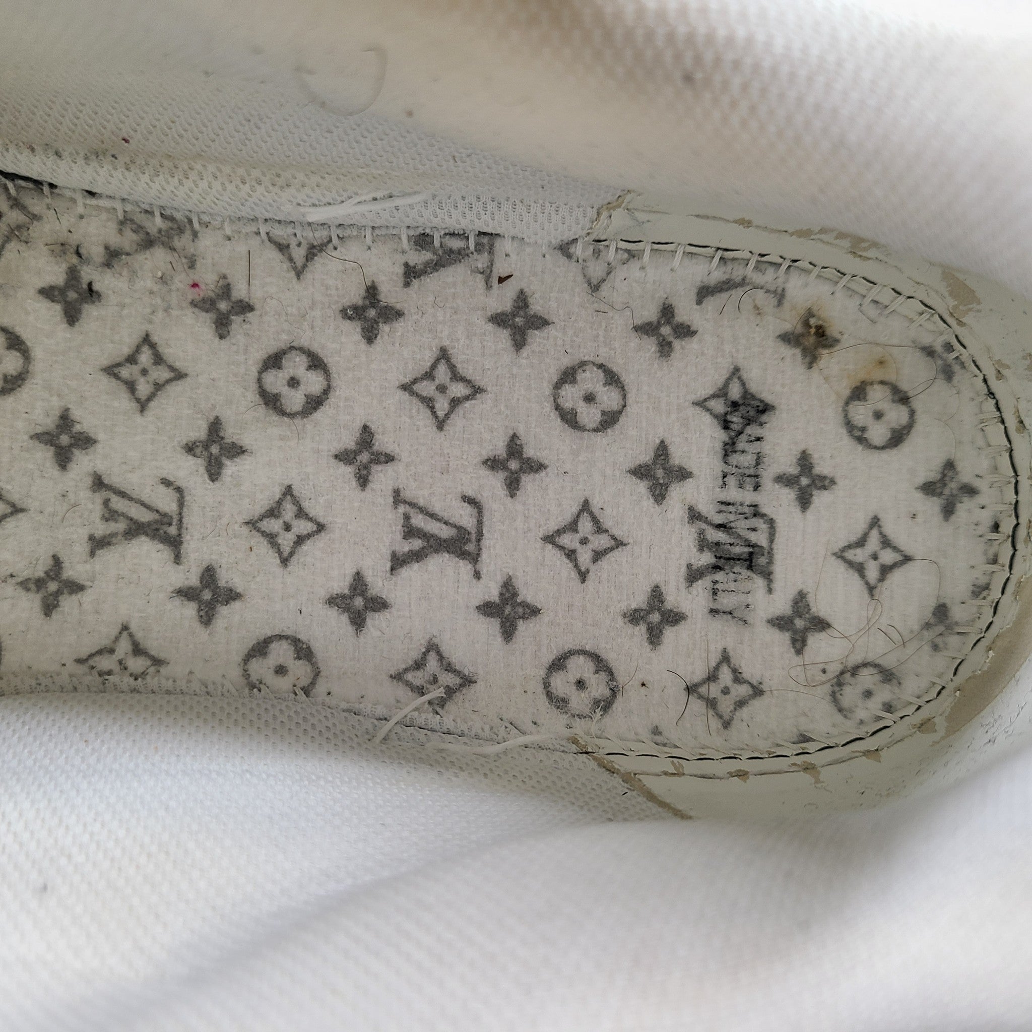Louis Vuitton Men's LV Trainer Sneaker Monogram Denim x Leather Shoes 1A9JGS 8