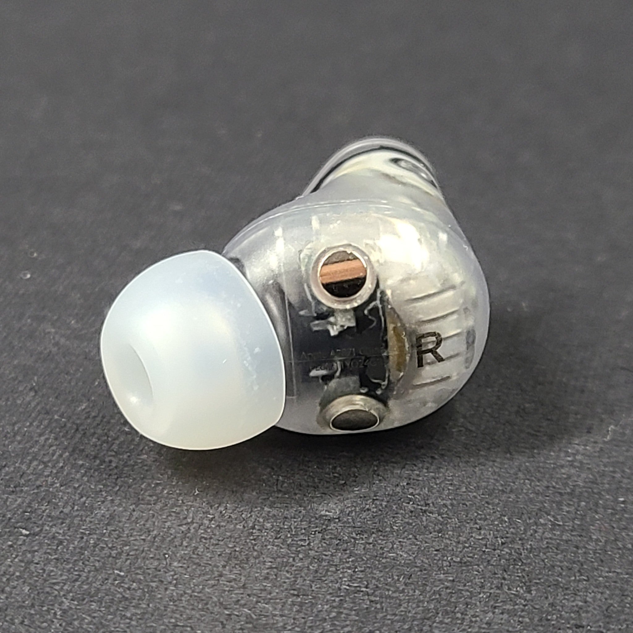 Beats Studio Buds+ Earbud Replacement Right Only A2871 - Clear Transparent