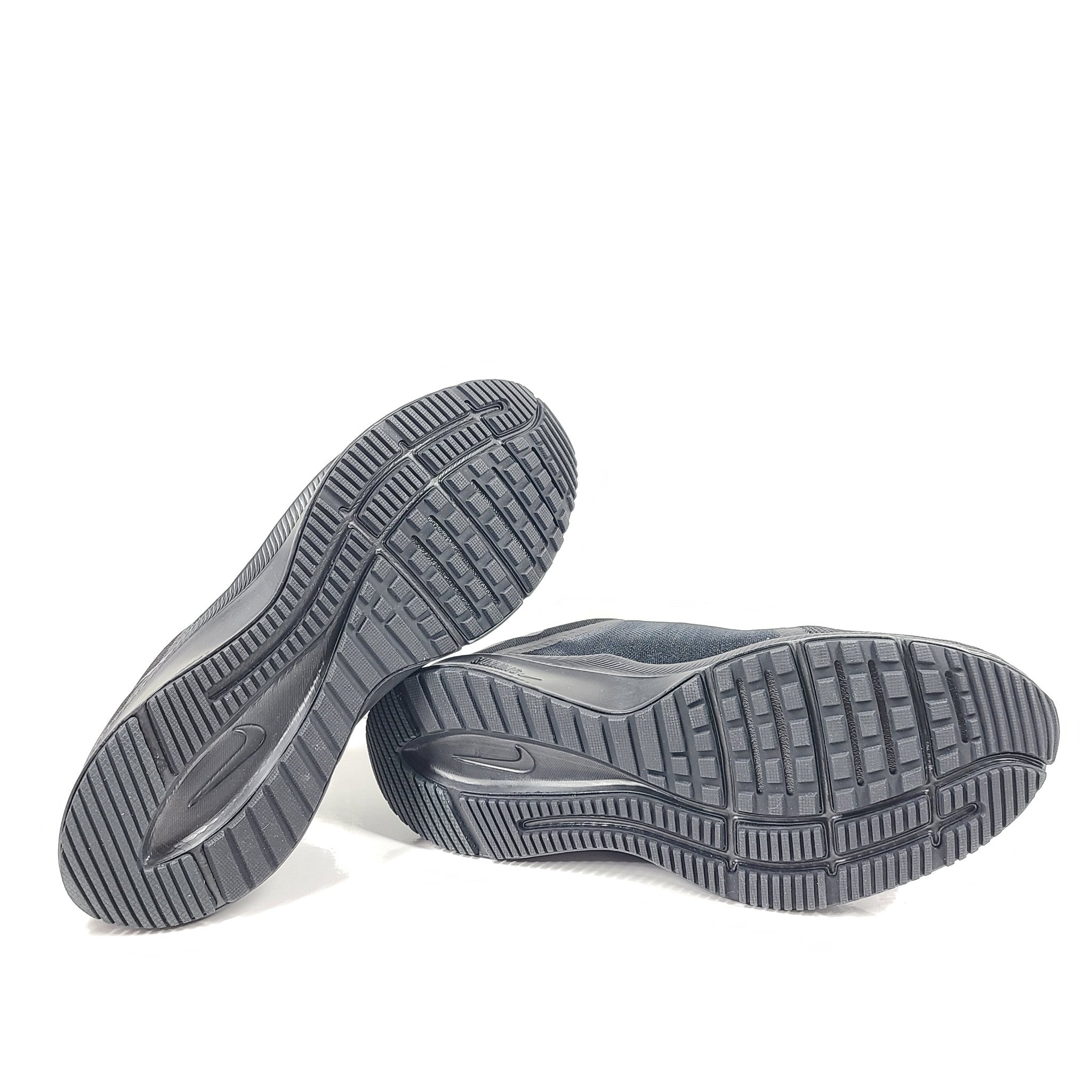 Nike Men's Quest 4 Sneakers Running Shoes DA1105-002 Black/Dark Grey Sz 9.5 NEW