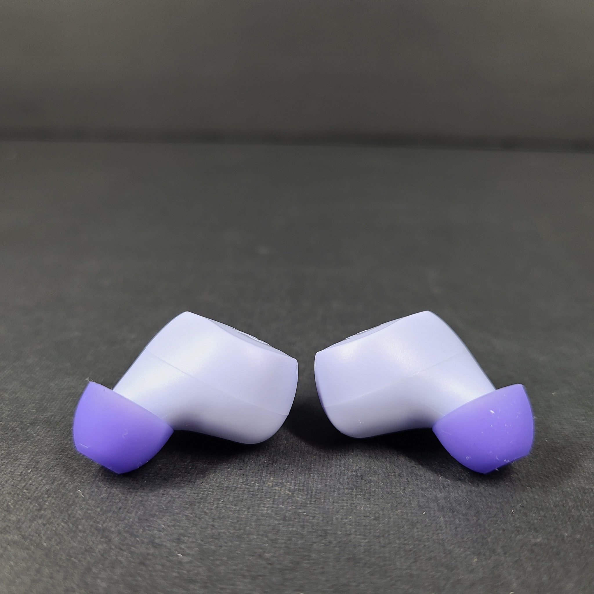 Raycon Everyday Earbuds RBE726 Bluetooth True Wireless Purple Violet