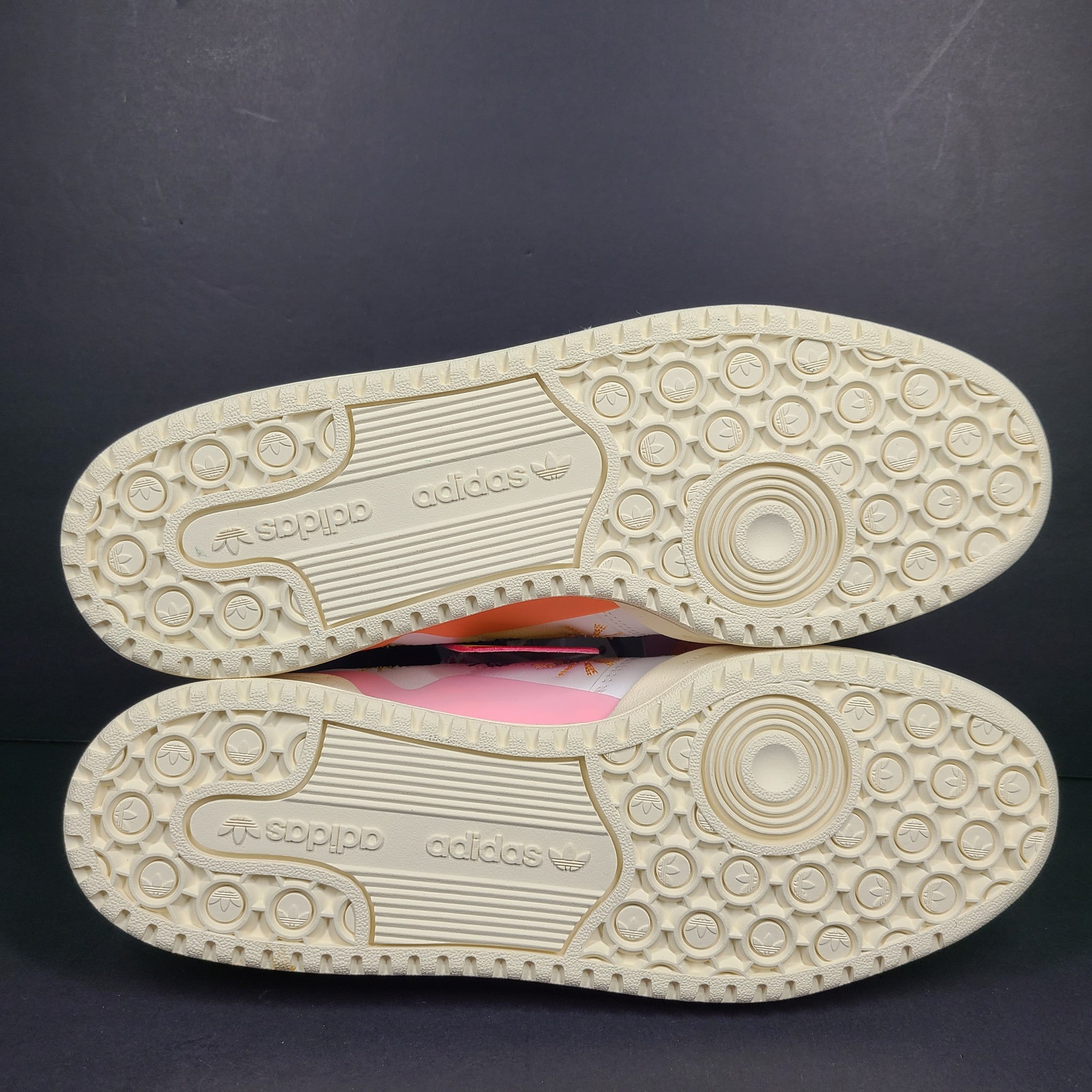 Adidas Men's Forum Low Love Unites Pride Sneakers GW2416 Cloud White Sz 9