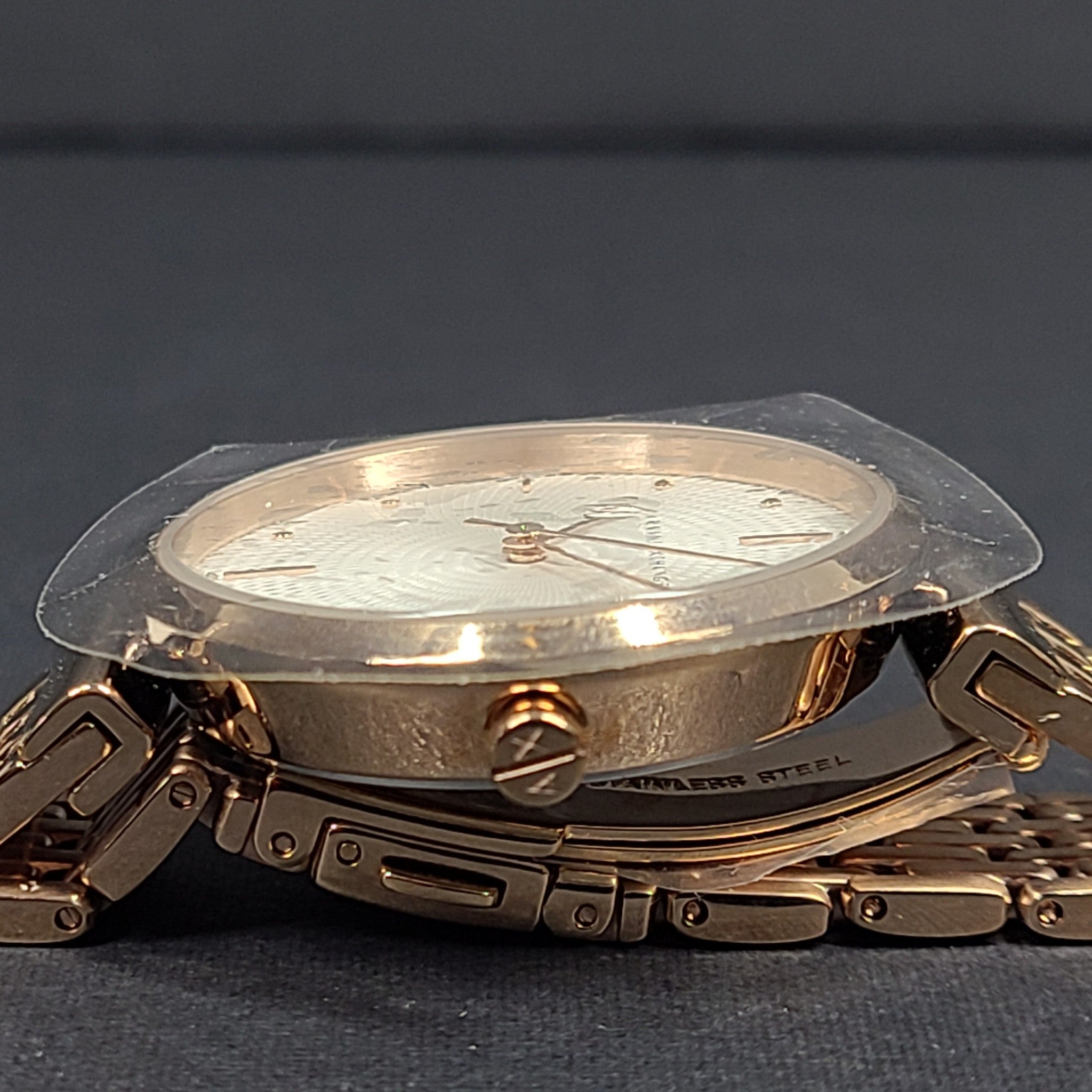 Armani Exchange Women's Zoe Analog Silver Dial Stainless Steel Watch AX5901I NIB