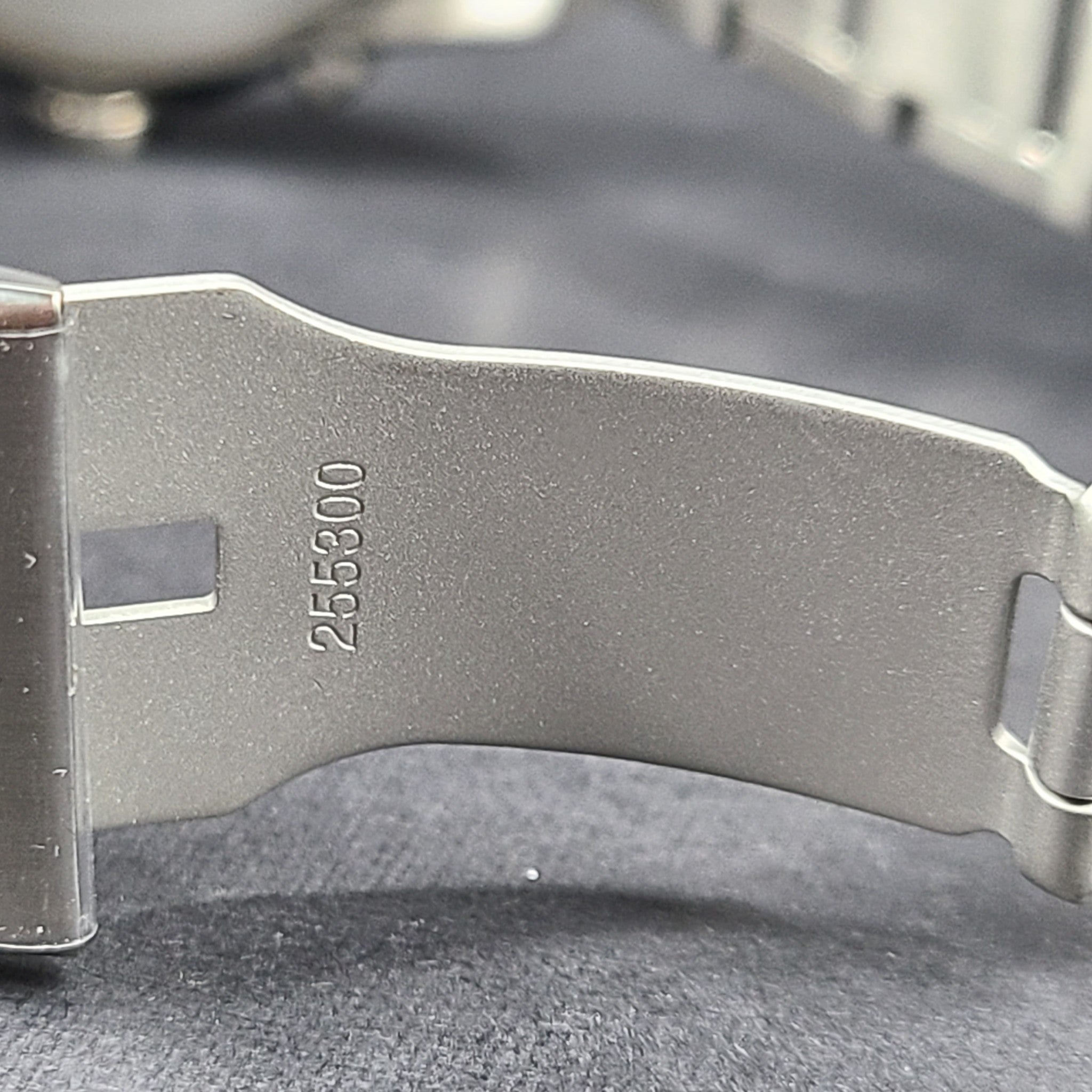 Armani Exchange Chronograph Steel Watch 44 mm Silver Tone Black Dial AX2600 NIB