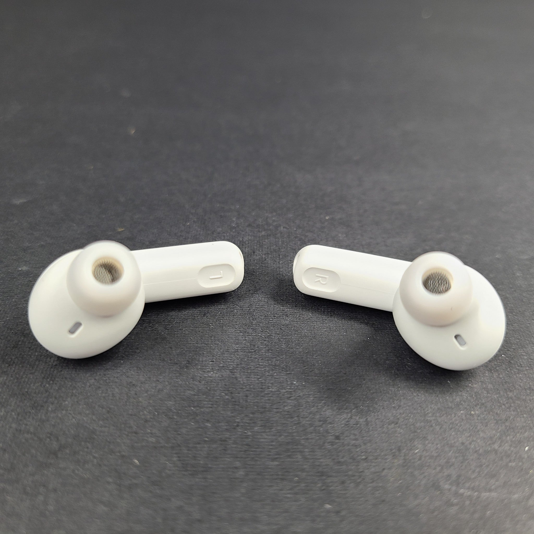 JBL Tune Beam True Wireless Bluetooth Noise-cancelling Earbuds - White