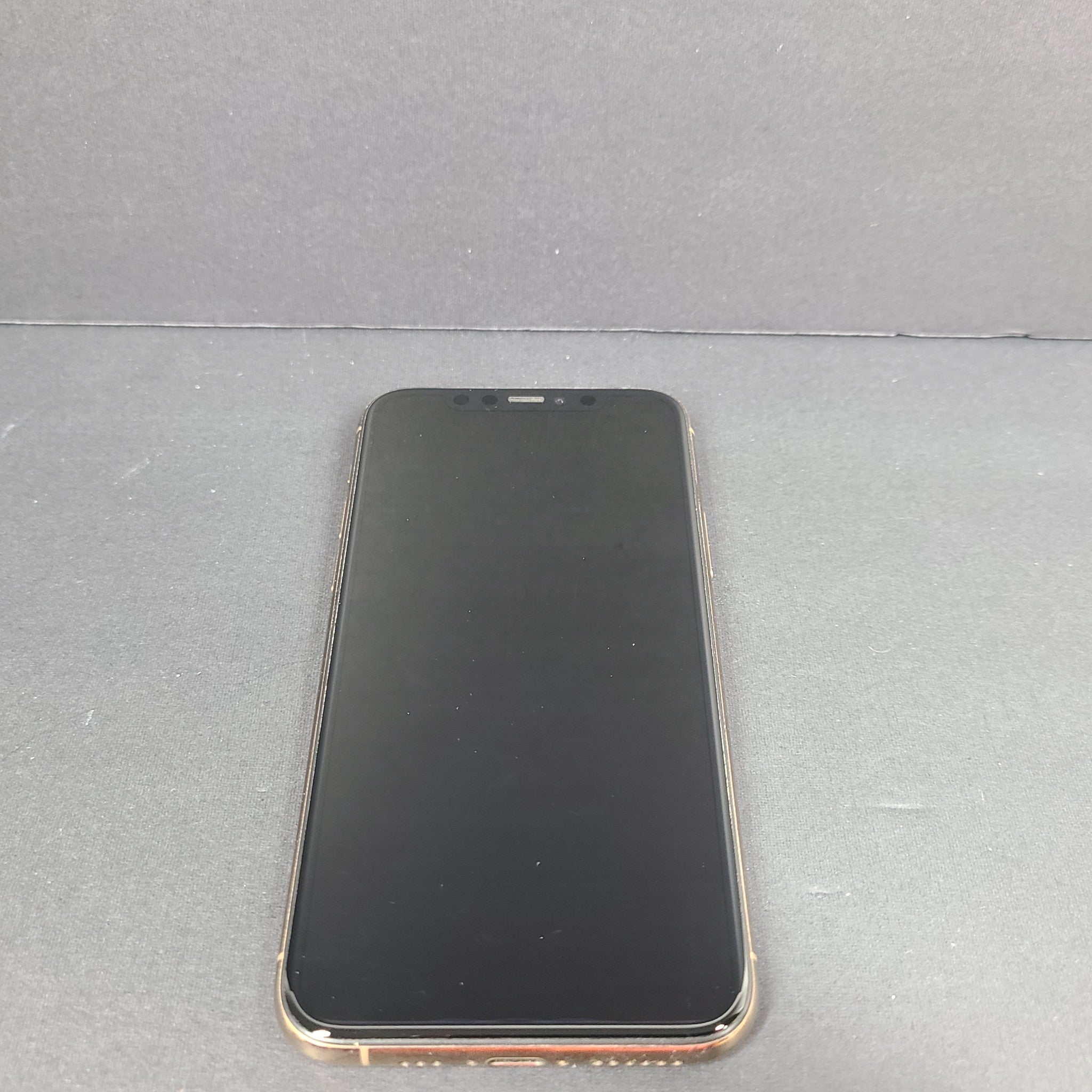 Apple iPhone 11 Pro 256GB - Gold Locked to SoftBank Japan (CDMA+GSM) READ