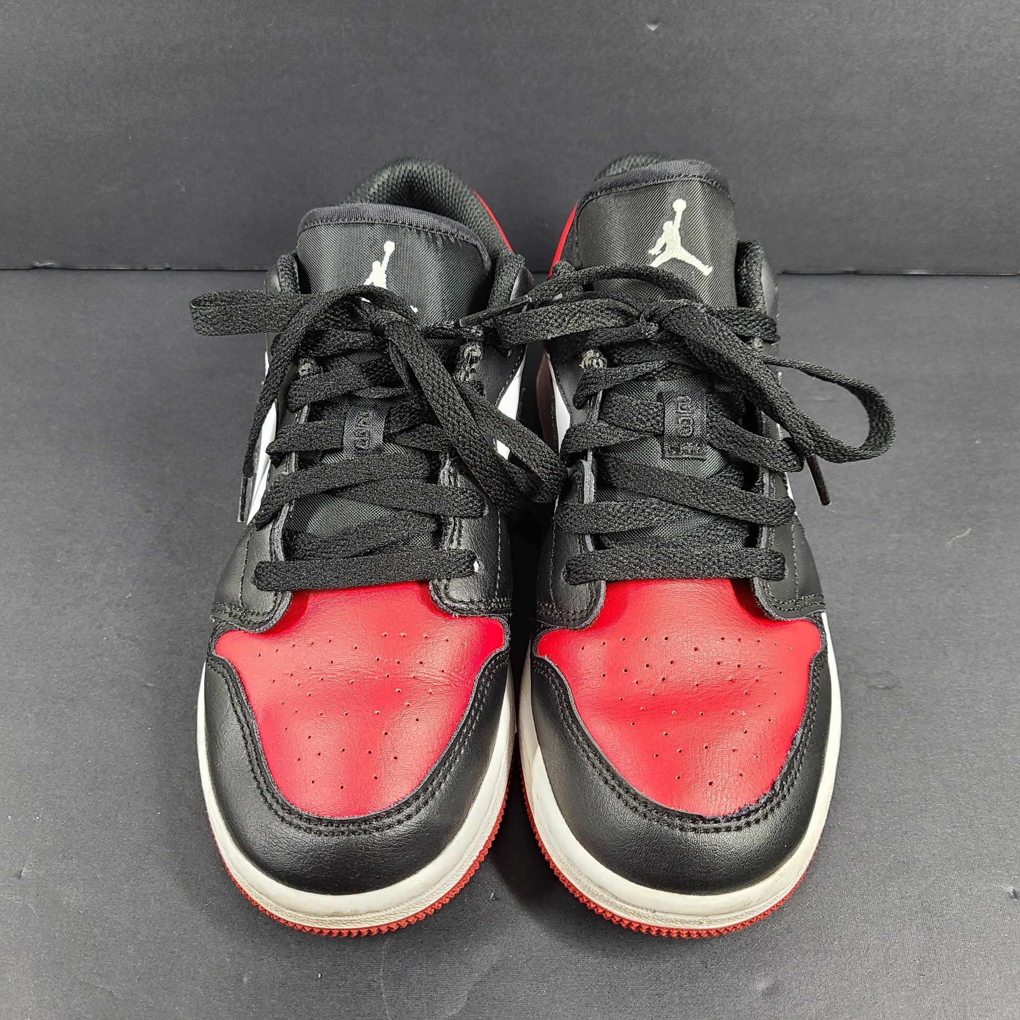 Nike Boy's Air Jordan 1 Low "Bred Toe" 553560-612 Gym Red/White-Black Sz 4Y