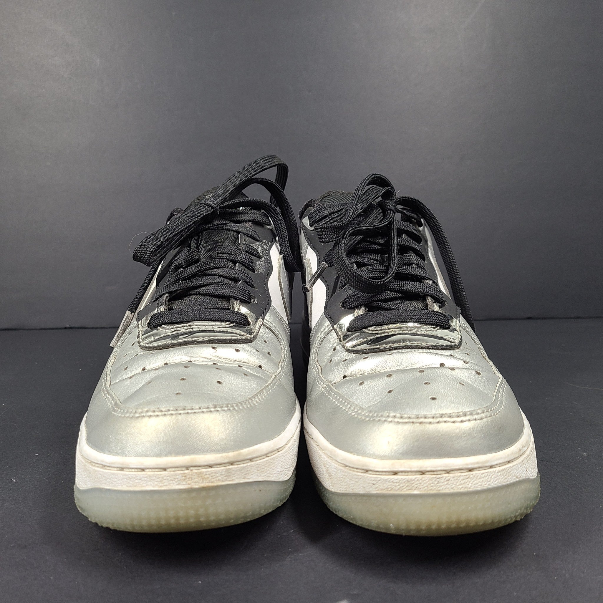 Nike Air Force 1 '07 SE Low Chrome Pack - Metallic Silver DX6764-001 Sz 8.5 READ